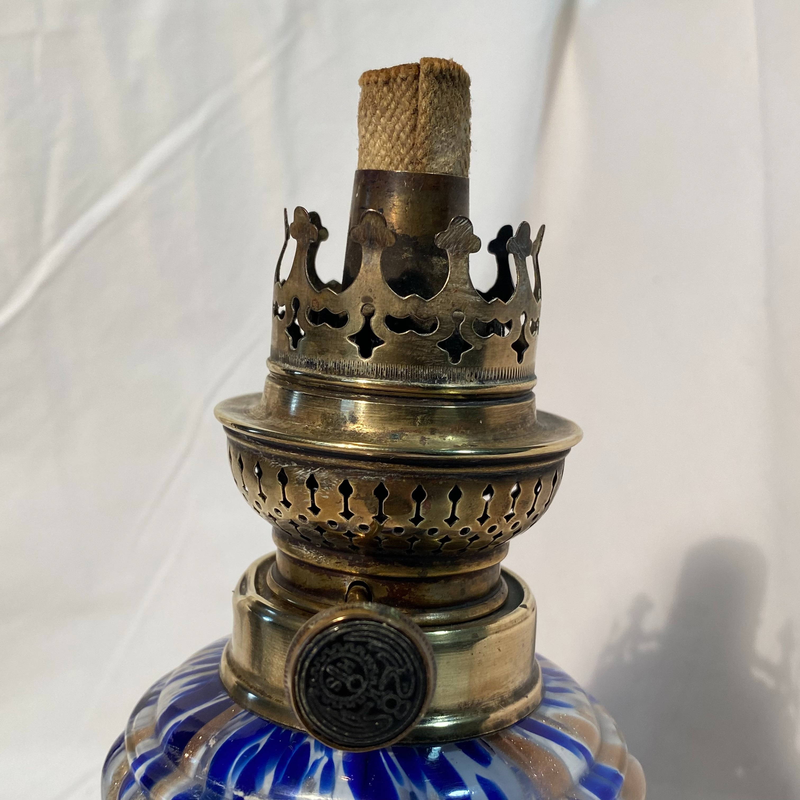 Lampe à pétrole Hugo Schneider Bon état - Vue 2 - 
