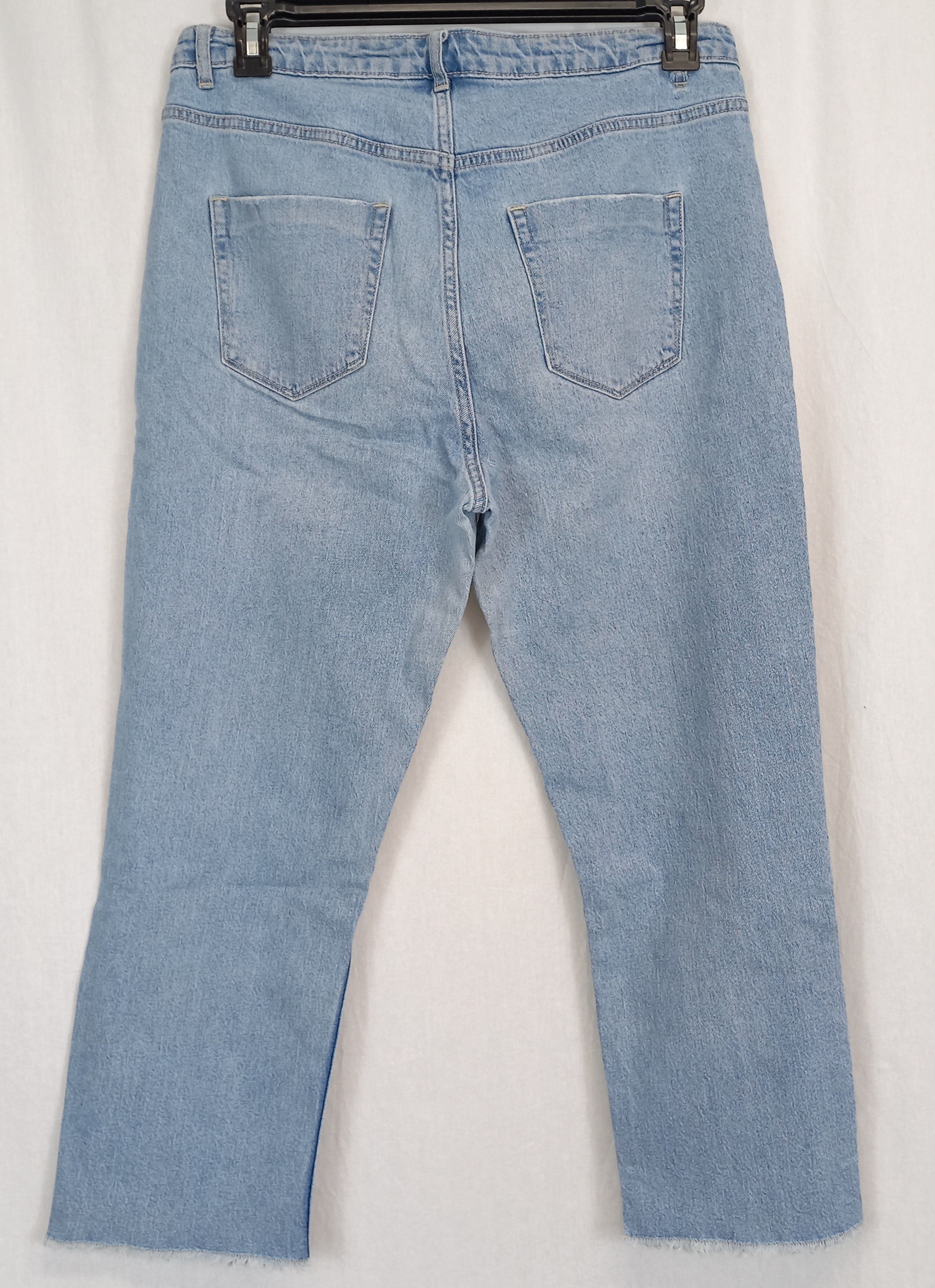 Voir photo 2 de Jean's KIABI bleu Taille 44 Jean's KIABI bleu Taille 44 Très bon état - Vue 2 -