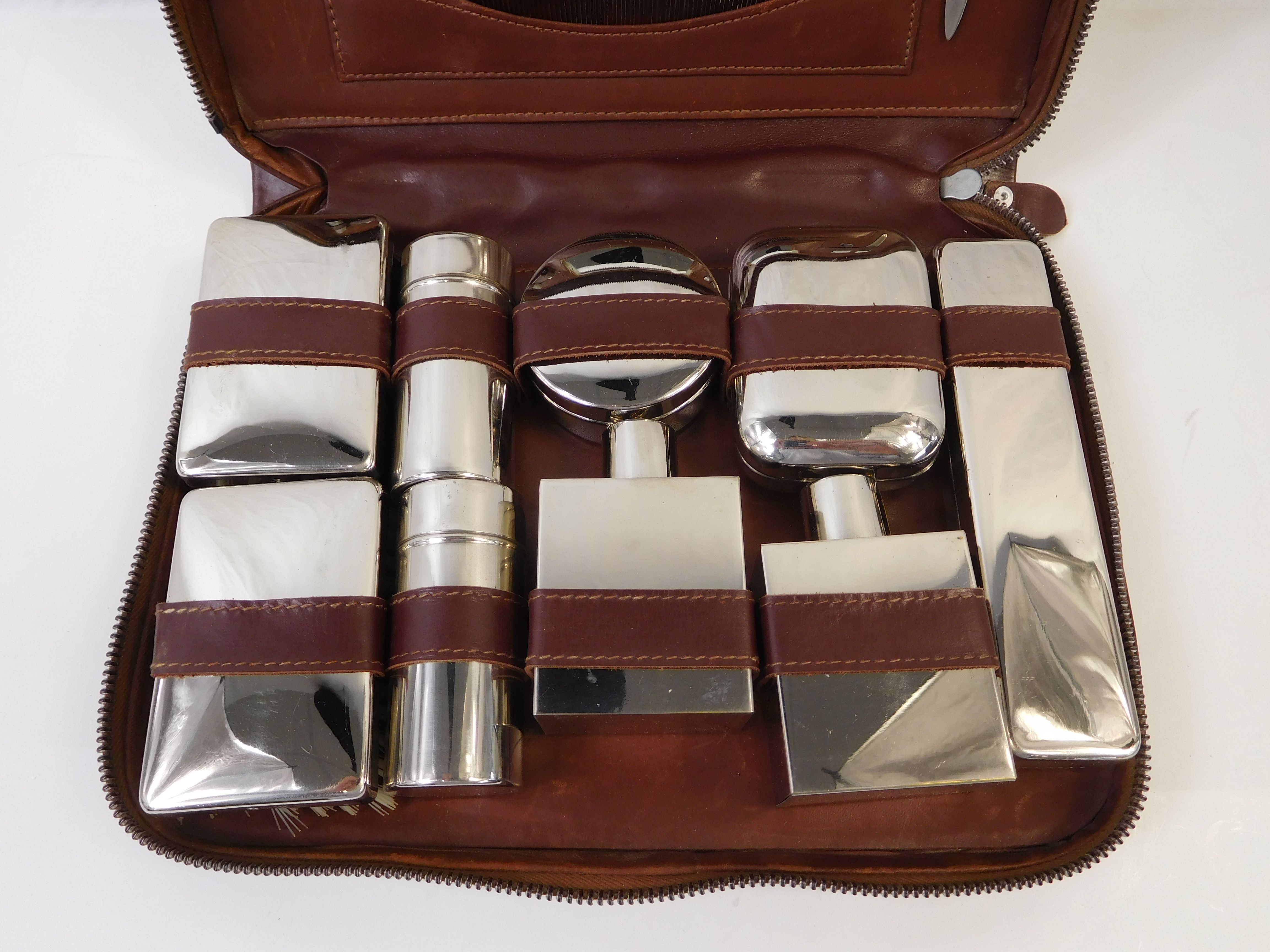 Ensemble De Toilette Vintage Cuir / Métal Argenté - Complet Et Élégant°° - Photo 1