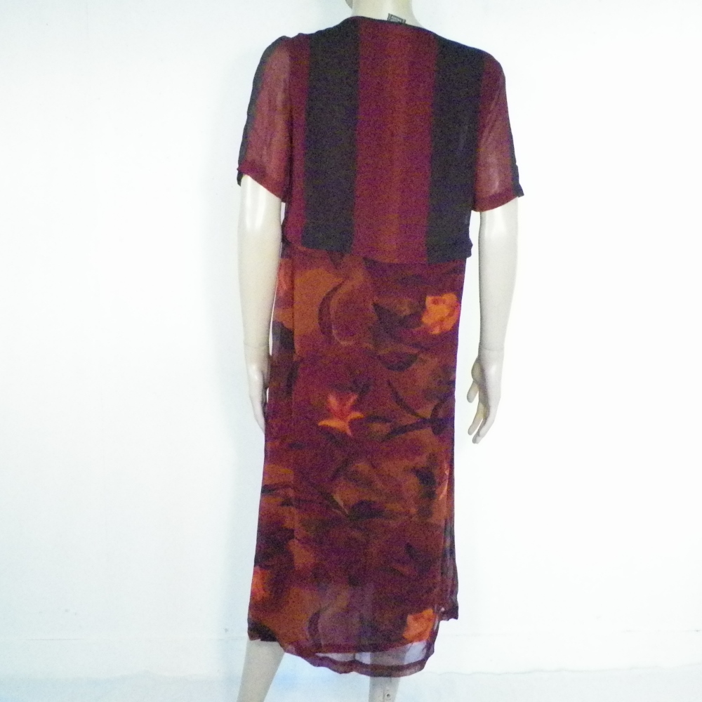 Robe Bordeaux SOLOLA Taille Estimée S. Bon état - Vue 2 - 