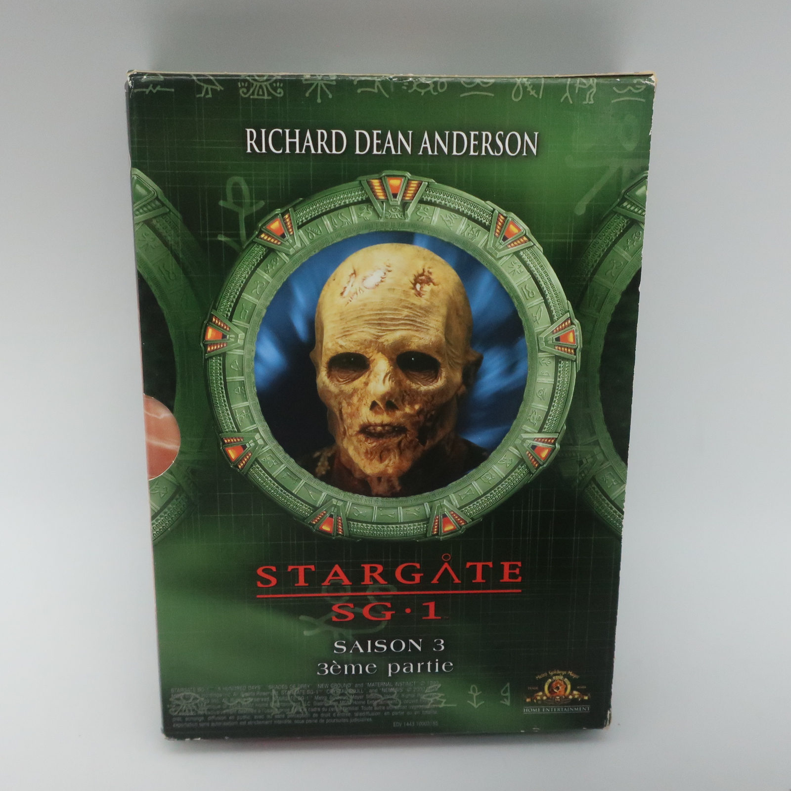 Ensemble de 28 DVD " Stargate SG-1 " MGM Très bon état - Vue 16 - 