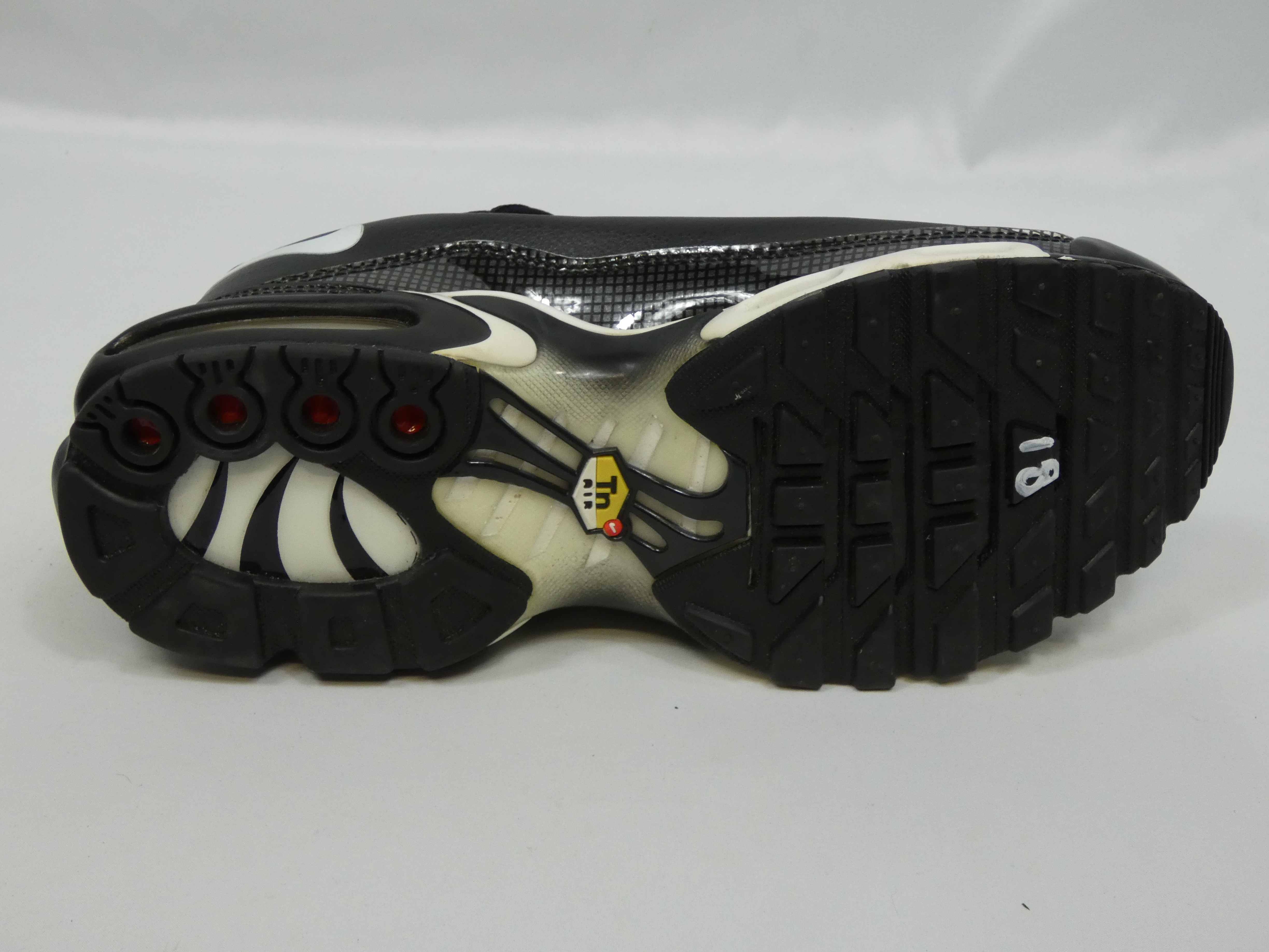 Paire de NIKE Air TN Taille 44 Comme neuf - Vue 9 - 