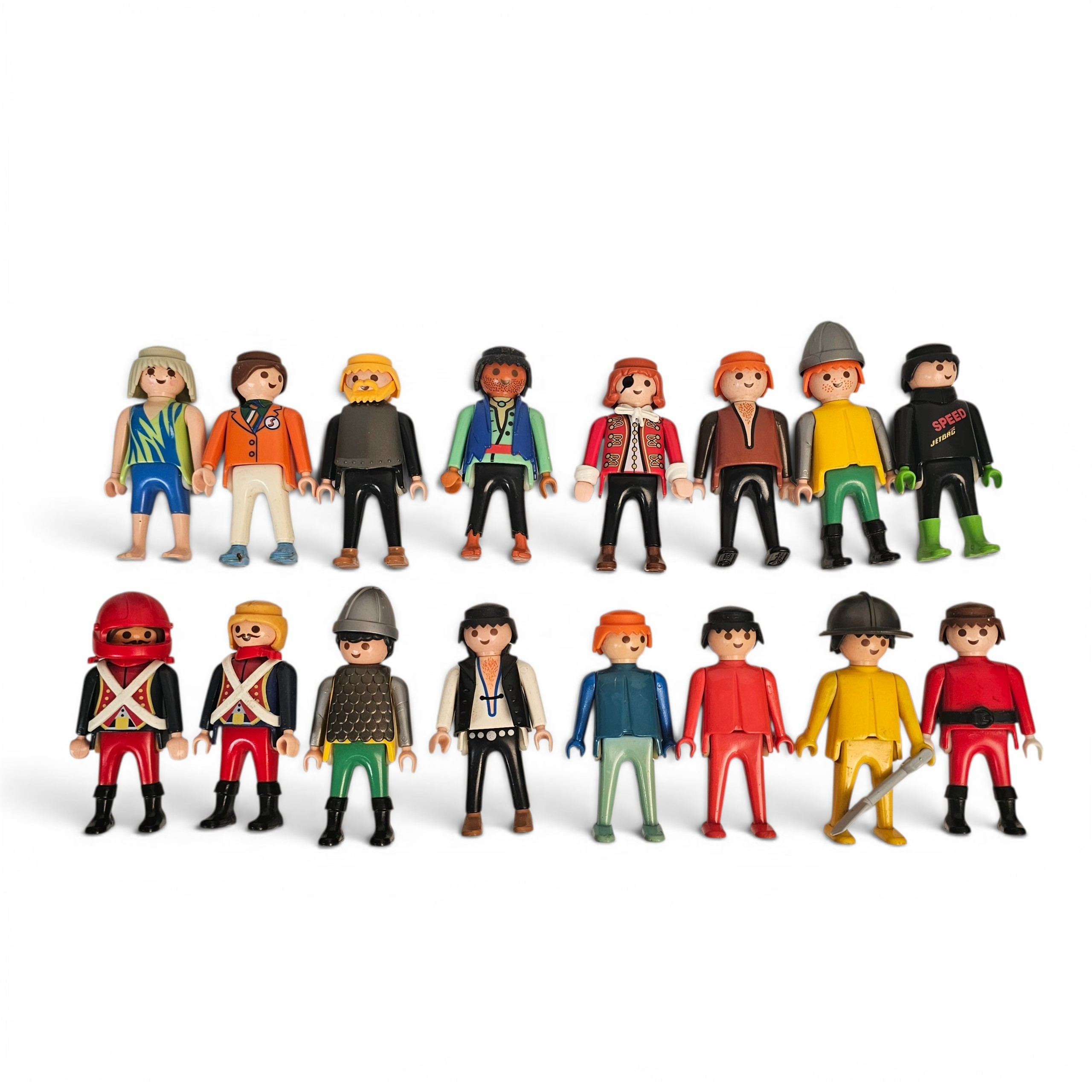 16 Figurines Playmobil Très bon état -  reconditionné disponible sur Label Emmaüs