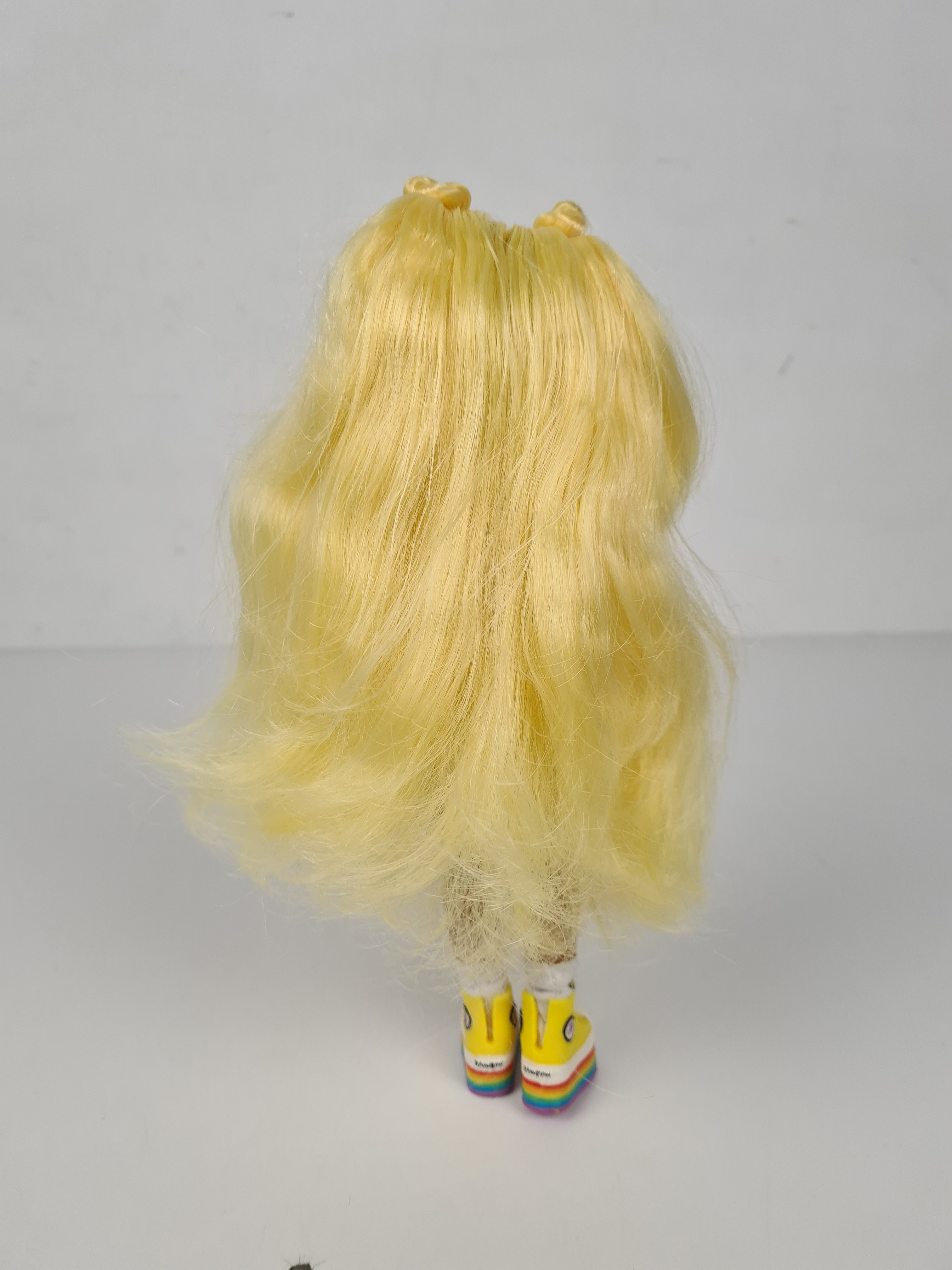 Poupée articulée - Rainbow High Junior High avec des cheveux jeun - MGA 2021 - 23 cm Bon état - Vue 2 - 