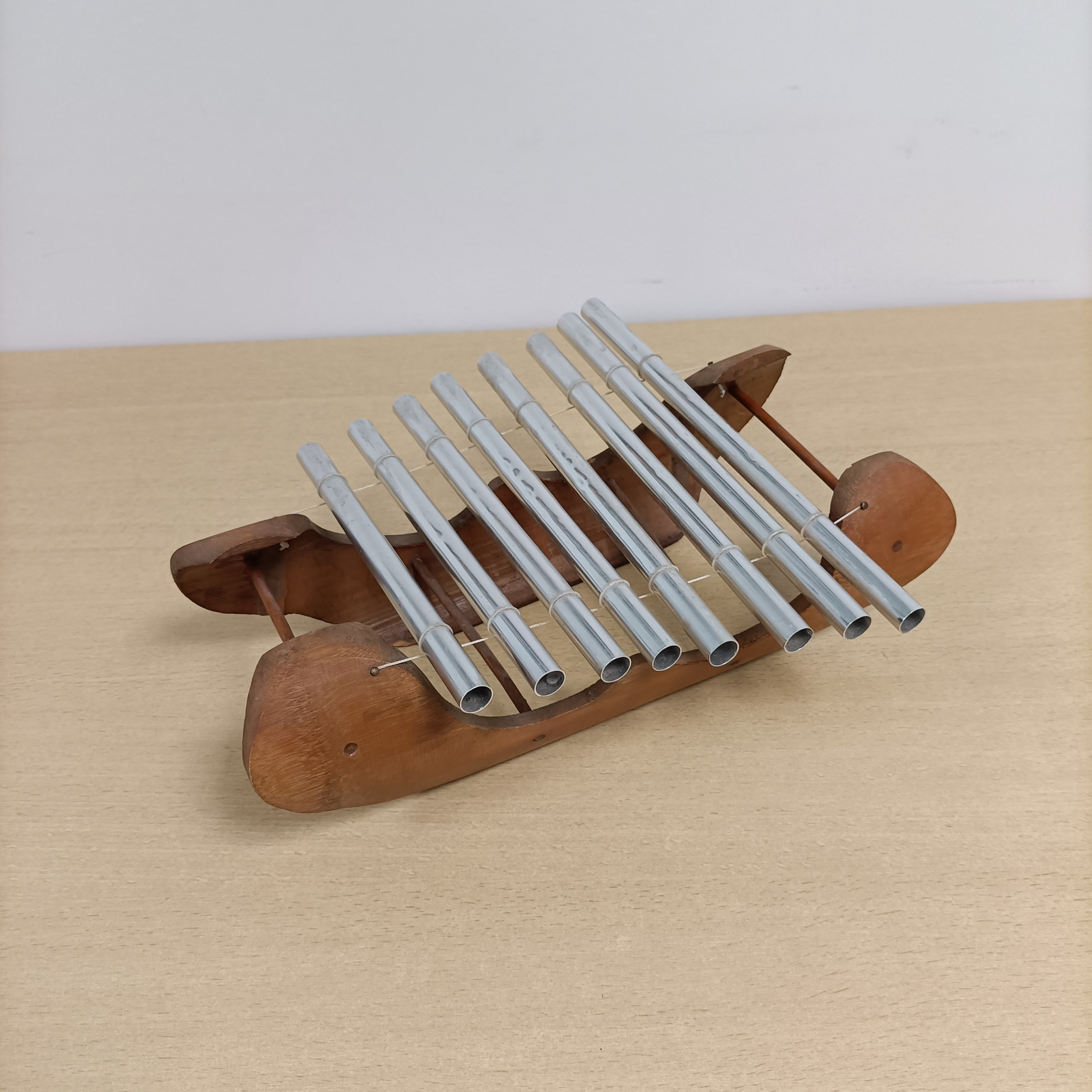 Kalimba sanza artisanale en bois massif instrument de musique ethnique déco vintage Très bon état - Vue 3 - 