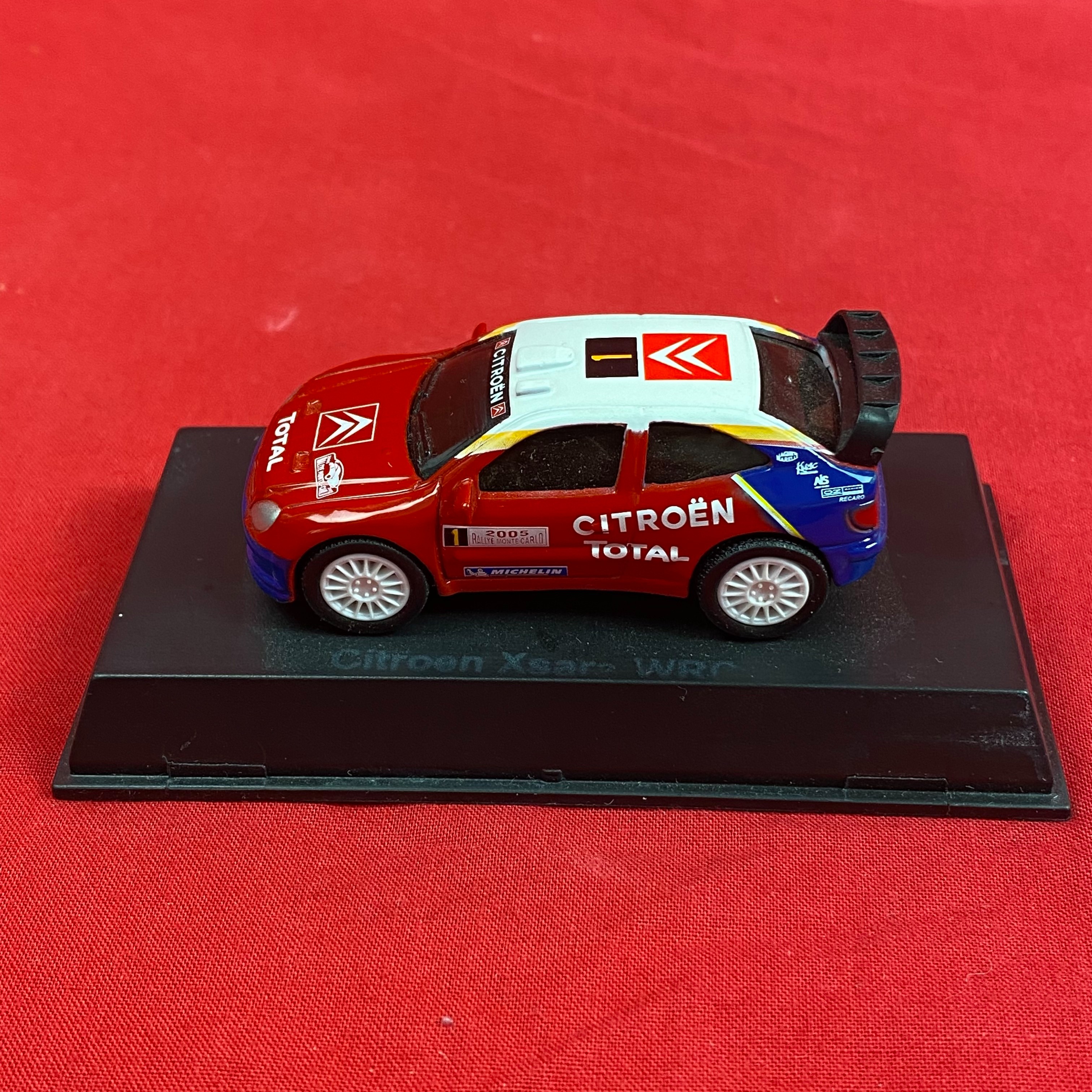 Voir photo 2 de Voiture miniature Citroen Xsara WRC - Rallye Monte-Carlo 2005 Voiture miniature Citroen Xsara WRC - Rallye Monte-Carlo 2005 - Vue 2 -