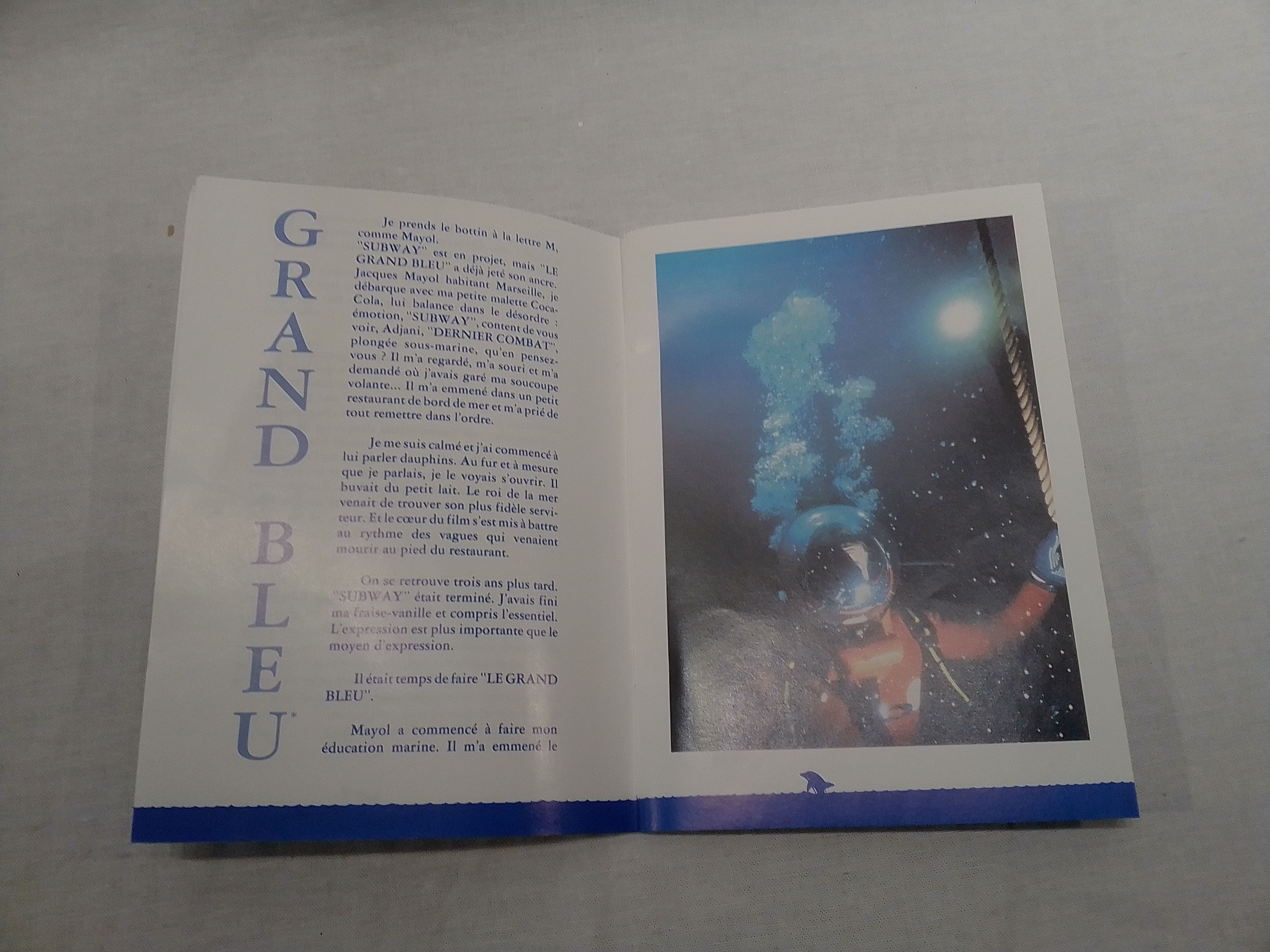 Coffret collector VHS "Le Grand Bleu" Version Longue + Livret de 24 Pages Bon état - Vue 3 - 