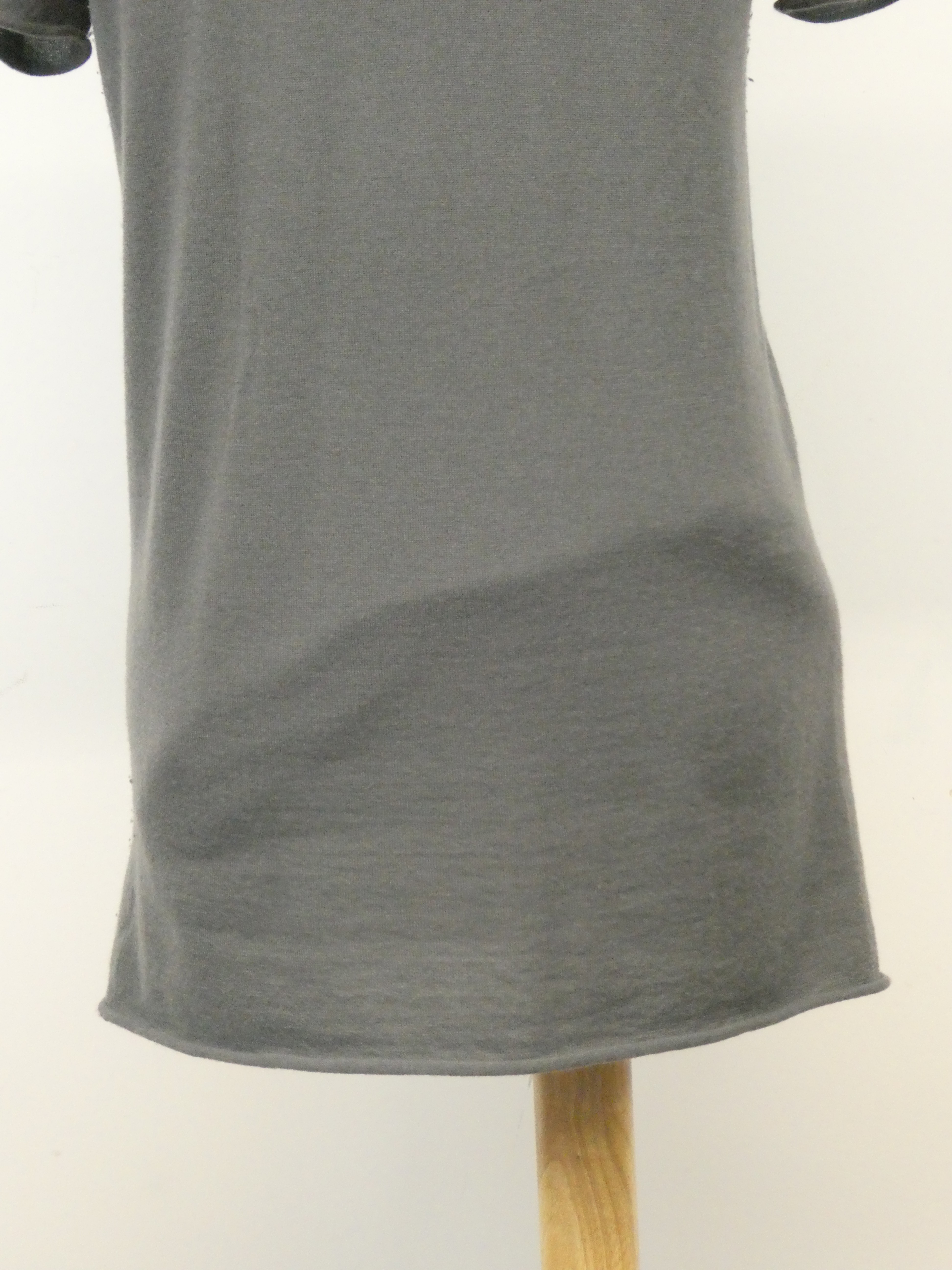 Donna Karan DKNY pull fin en cachemire manches courtes encolure bateau - Taille L - Photo 7