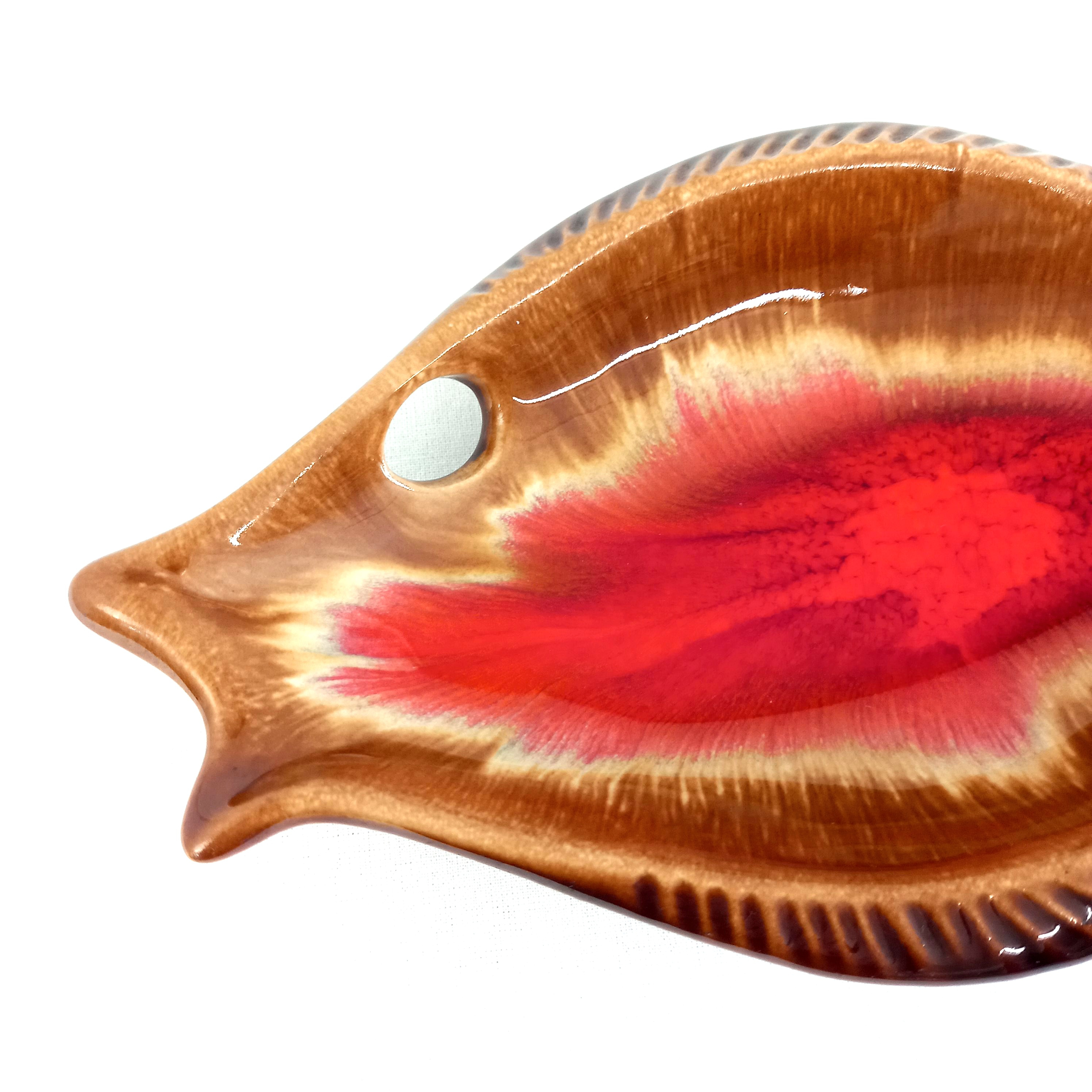 Vide-poches en forme de poisson, signé Albert Ferlay à Vallauris - Photo 1