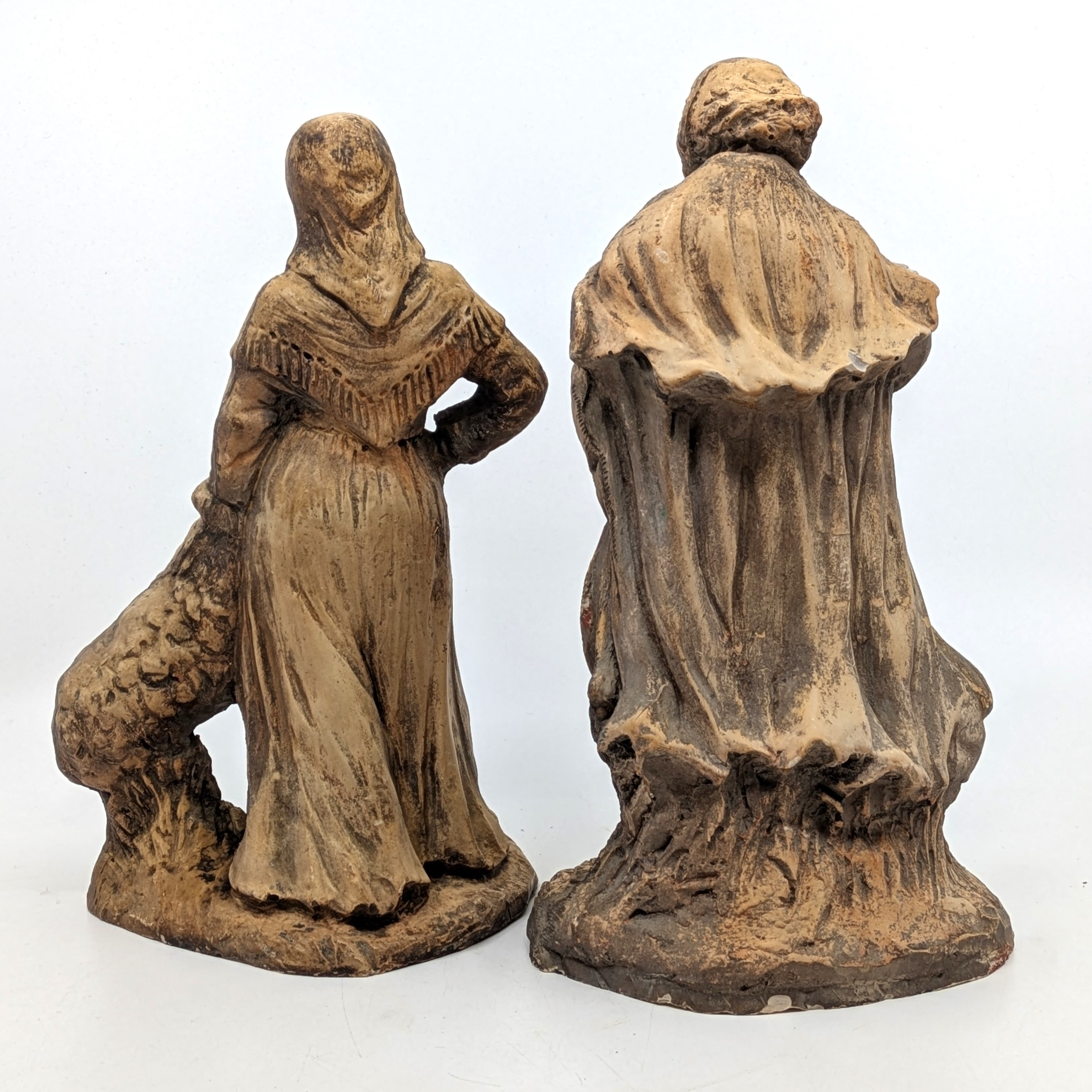 Couple de figurines paysannes vintage - Berger et femme avec moutons. - Photo 2