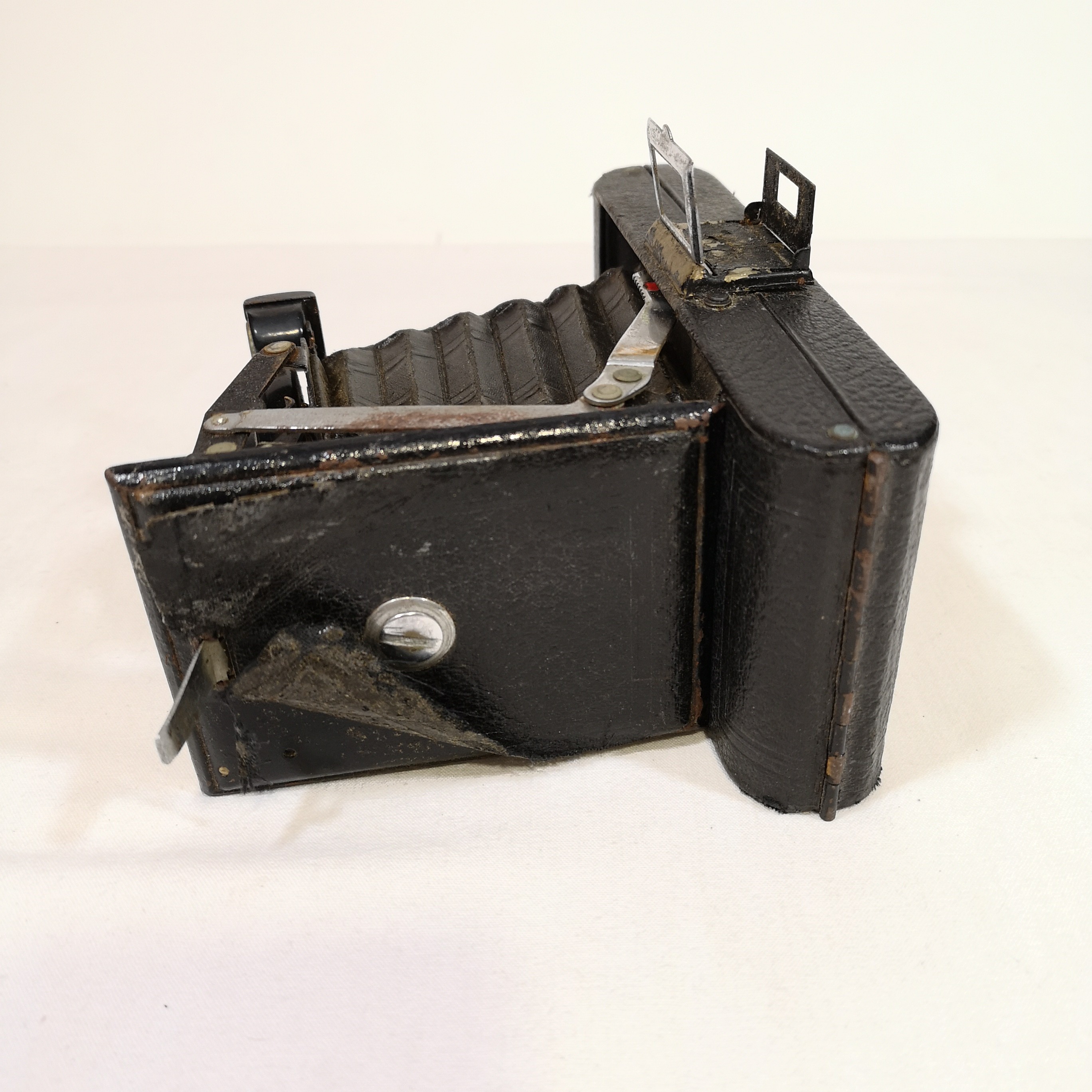 Voir photo 2 de Appareil photos ancien LUMIÈRE LUDAX années 50 Appareil photos ancien LUMIÈRE LUDAX années 50 - Vue 2 -