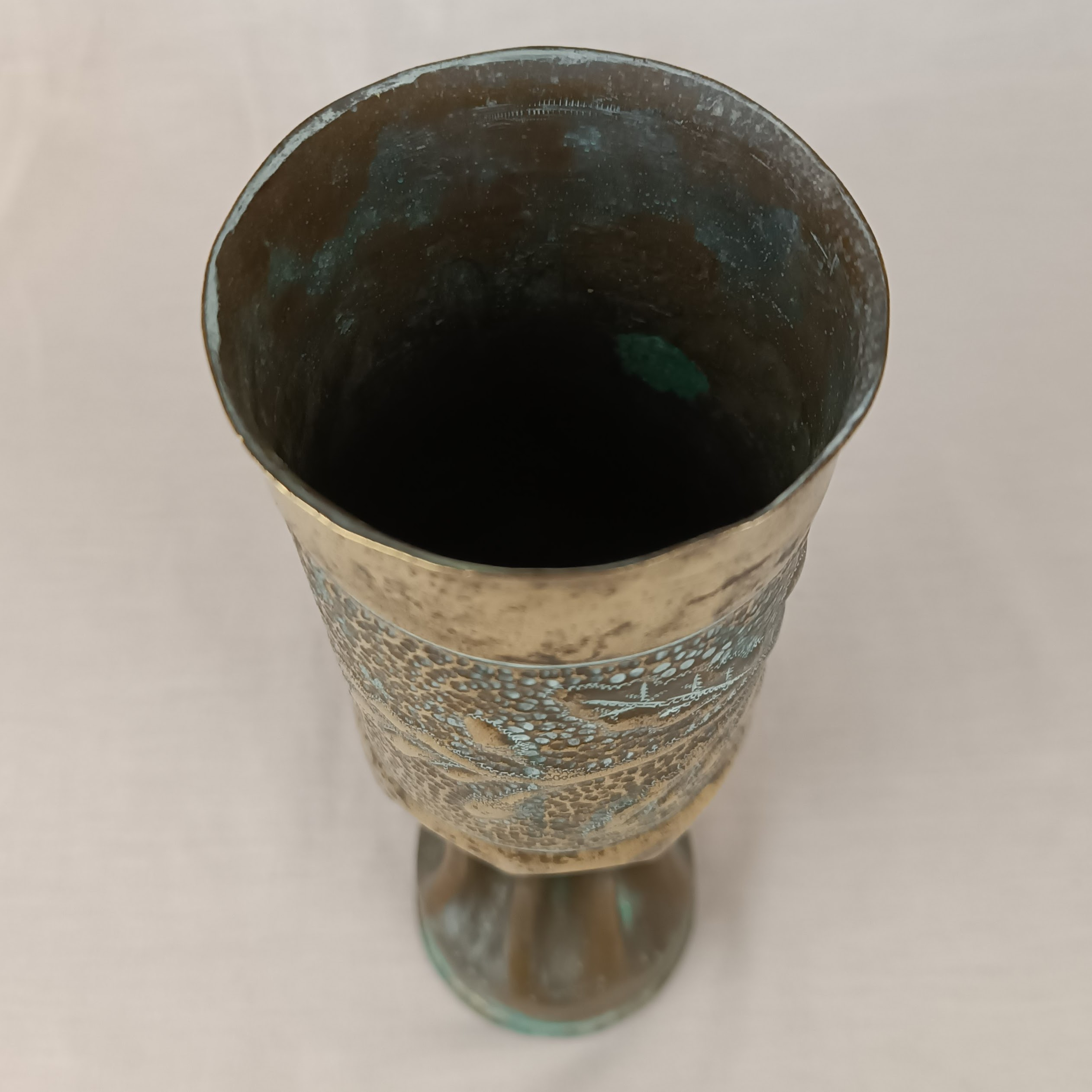 Douille d'obus sculptée, en laiton, de la Première Guerre mondiale - ref. 75DEC D890L 16D - État correct - Photo 4