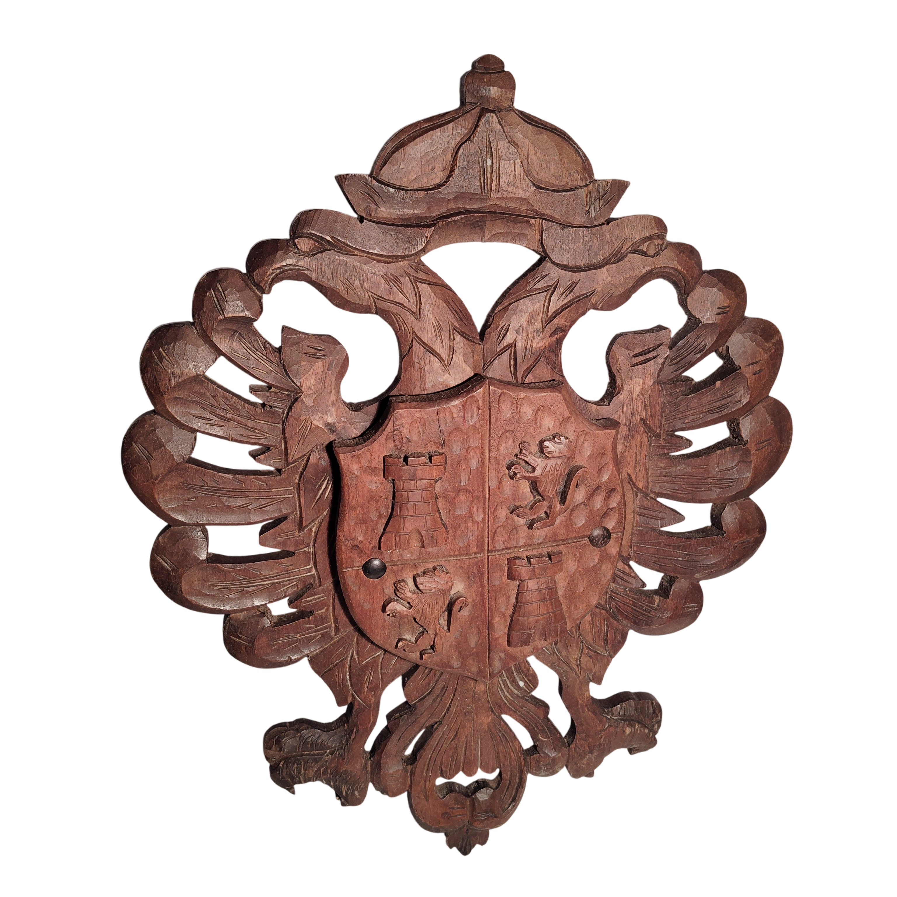 Blason mural en bois sculpté à la main de style médiéval Bon état -  reconditionné disponible sur Label Emmaüs