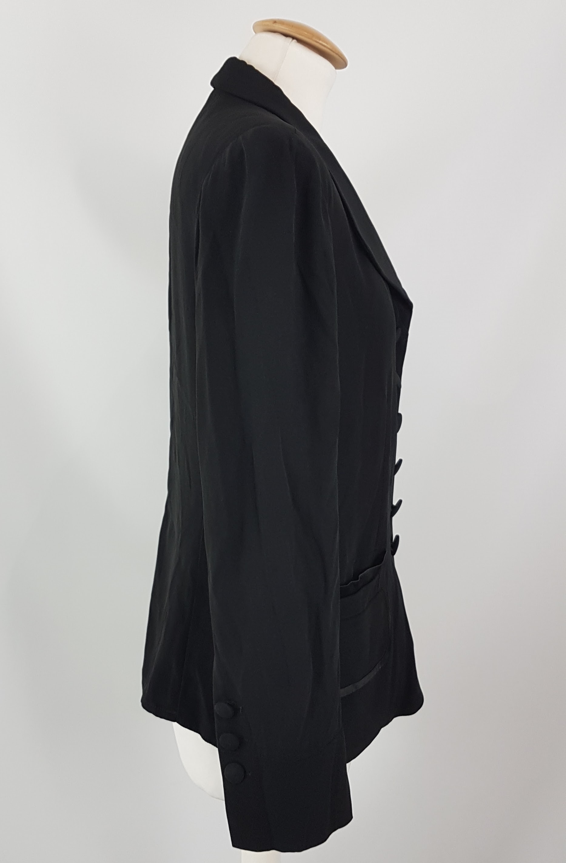 Voir photo 4 de Veste noire - Sonia Rykiel - 42 Veste noire - Sonia Rykiel - 42 Très bon état - Vue 4 -