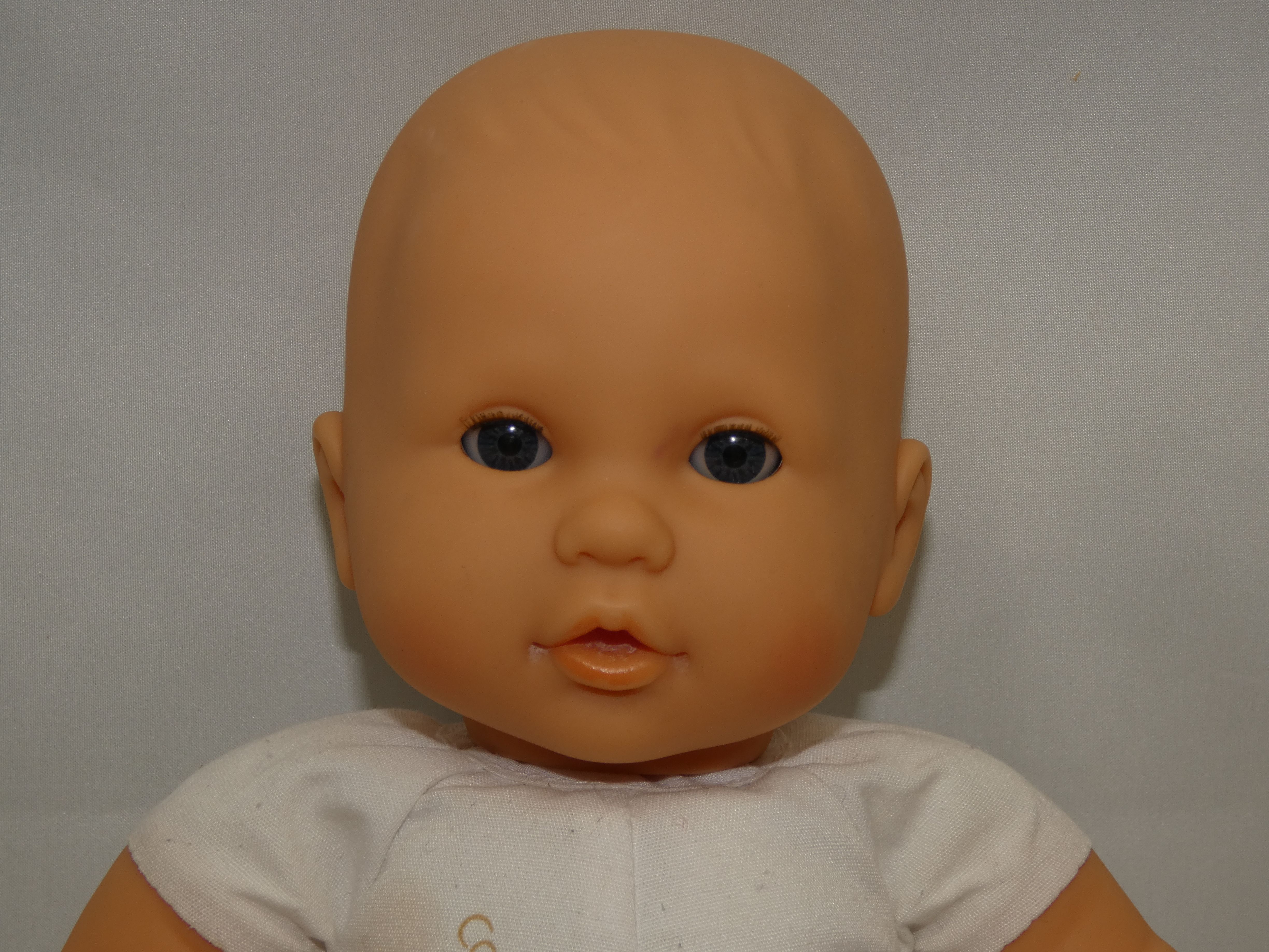 Poupon de 40 cm de chez COROLLE - Très bon état - Photo 4