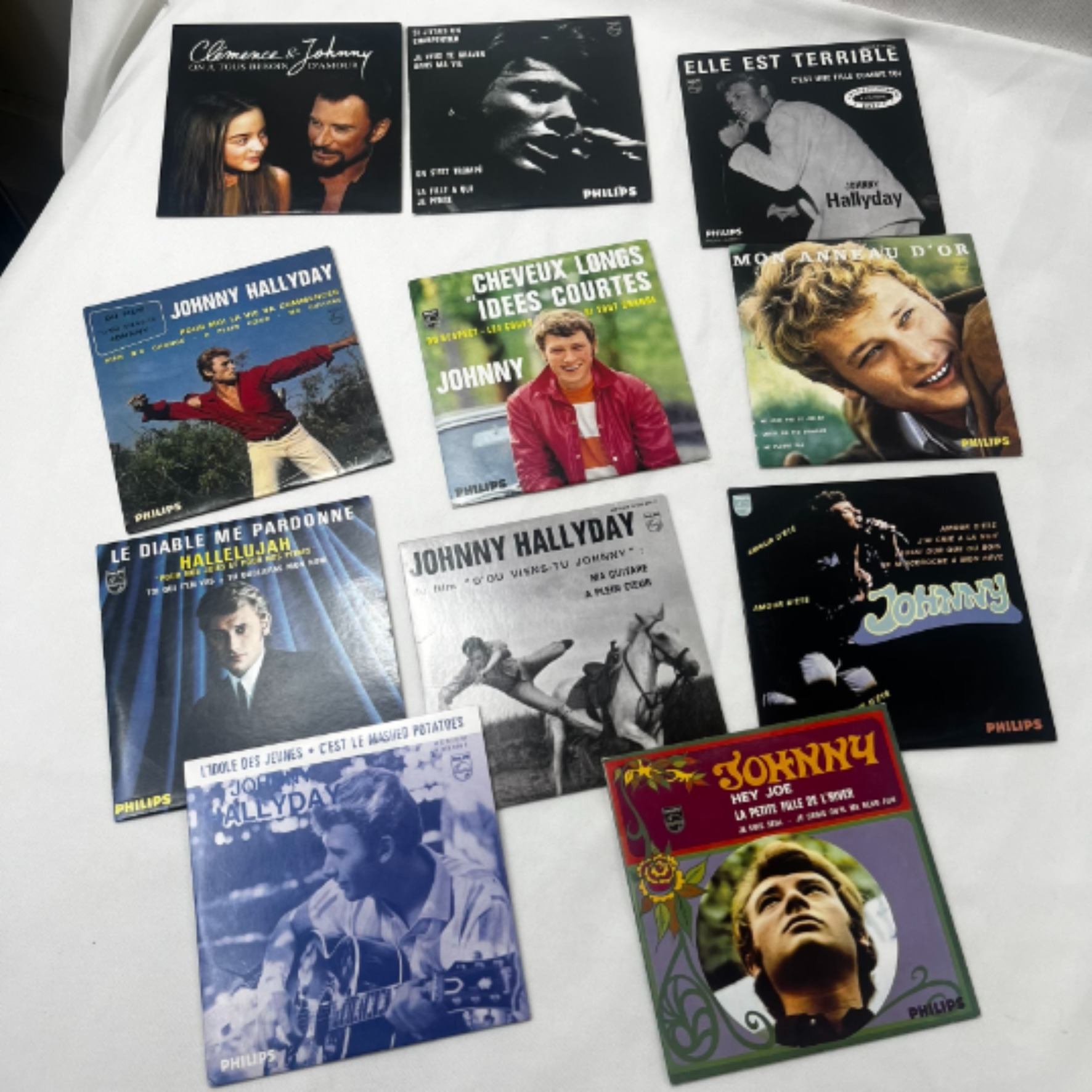 Lot 3 livre CD et 11 Cd de Johnny Hallyday Très bon état - Vue 5 - 