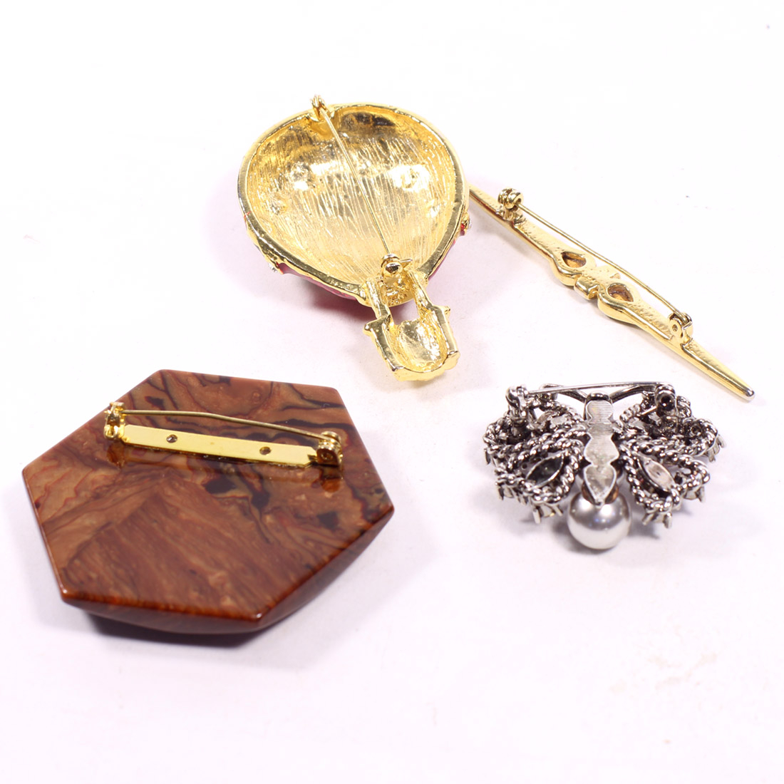 4 broches Bon état - Vue 2 - 