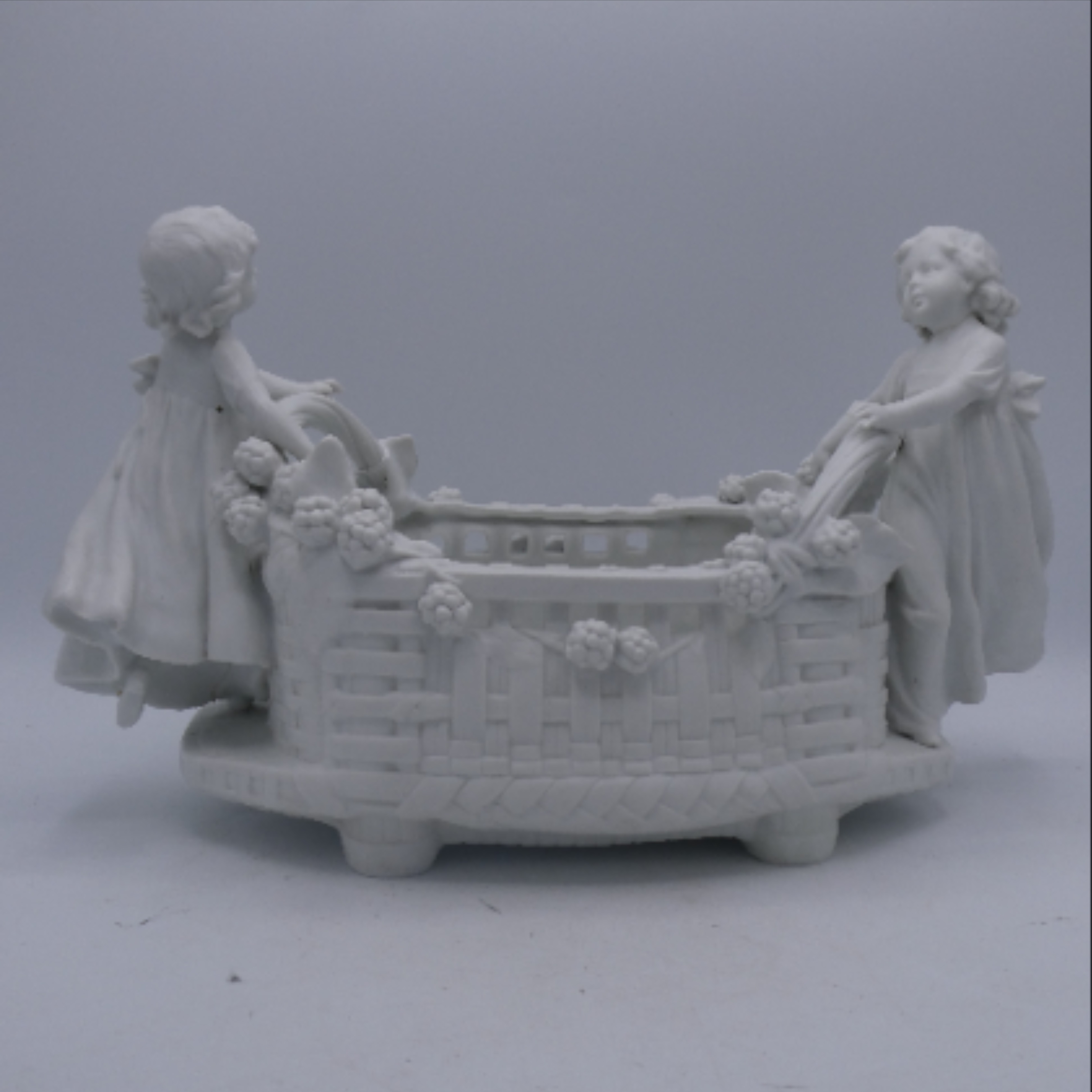 Jardinière vintage en biscuit blanc - 2 fillettes - Photo 1