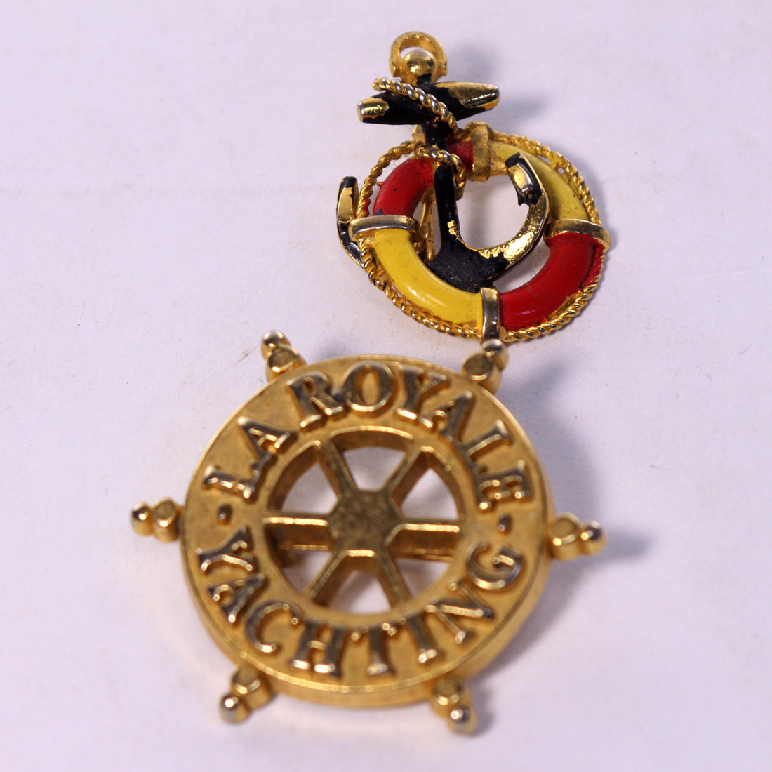 Broches yachting et montagne Bon état - Vue 2 - 