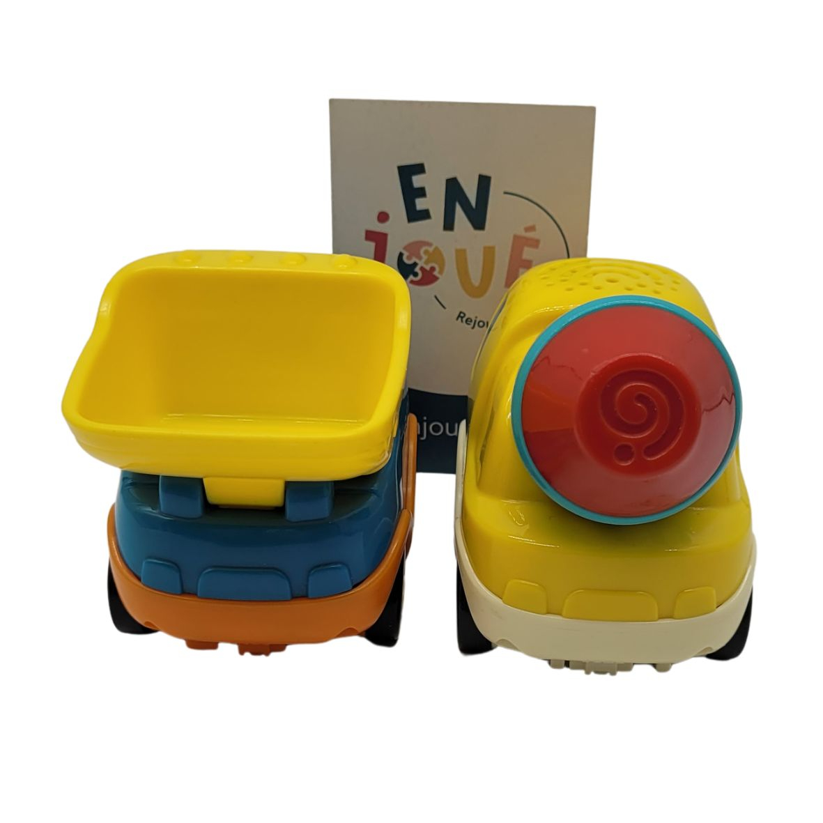 Voir photo 2 de Lot de 2 véhicules - Tut Tut bolides Didier Super chantier & Gaston super béton - Vtech - Dès 12 mois. Lot de 2 véhicules - Tut Tut bolides Didier Super chantier & Gaston super béton - Vtech - Dès 12 mois. Bon état - Vue 2 -