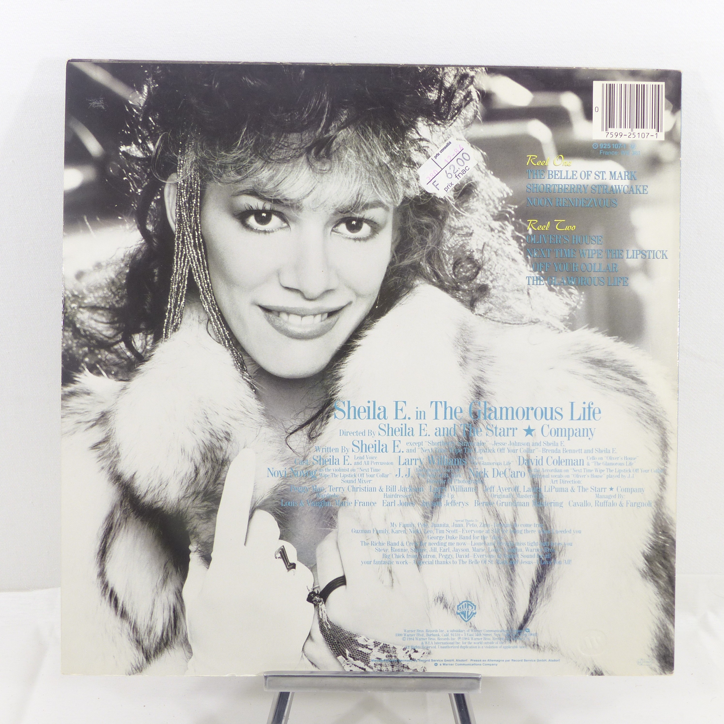 Voir photo 2 de Vinyle 33T Vinyle 33T Sheila E. / In The Glamorous Life - Warner Bros. Records 1984 Vinyle 33T Vinyle 33T Sheila E. / In The Glamorous Life - Warner Bros. Records 1984 Bon état - Vue 2 -