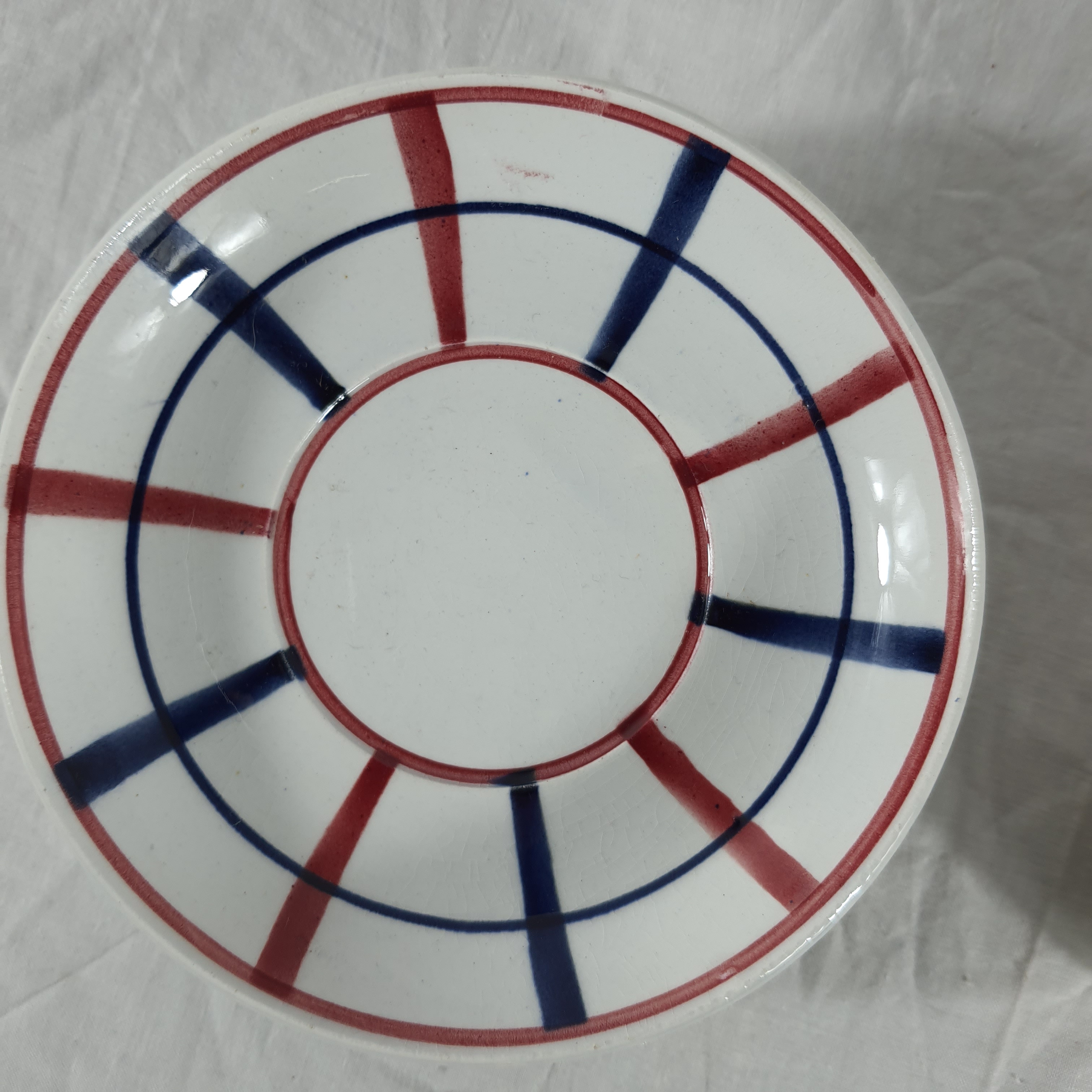 Lot de 4 tasses à café avec soucoupes - céramique Saint Amand  - Vue 2 - 