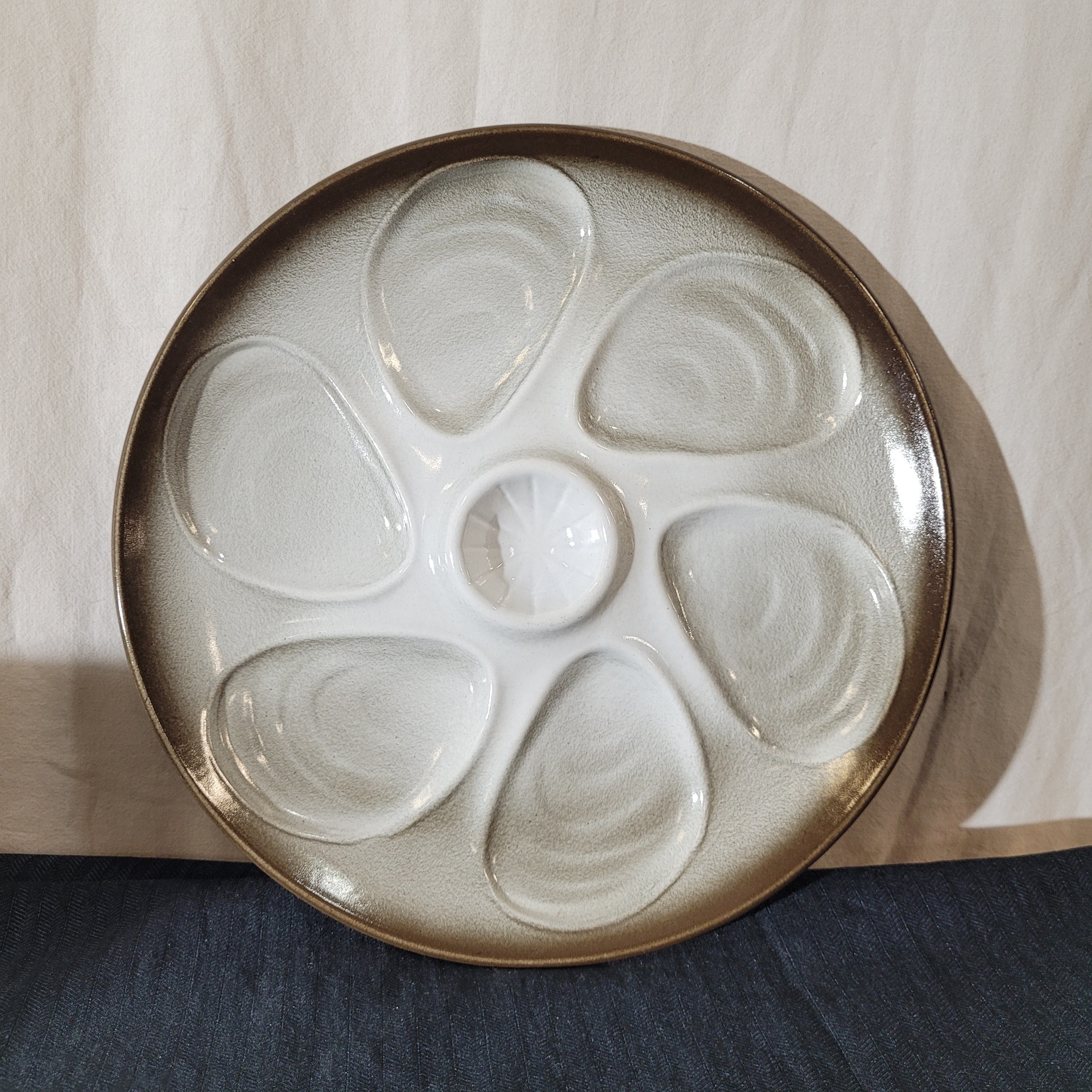 Lot de 8 assiettes à huîtres - Faïencerie Salins  - Vue 3 - 
