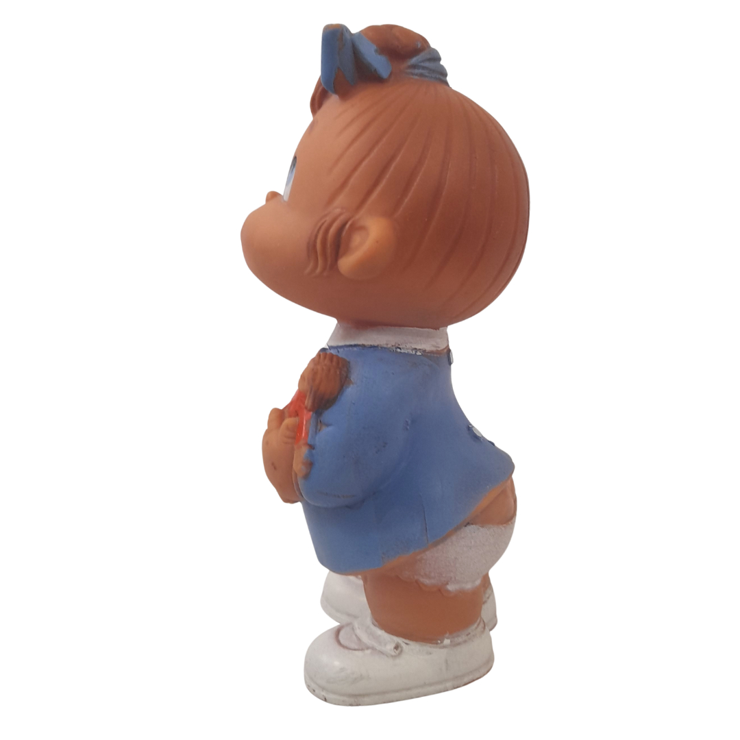 Voir photo 2 de Figurine Vintage Pouet Pouet en Caoutchouc LAFLEX (1961) – Petite Fille à la Poupée Figurine Vintage Pouet Pouet en Caoutchouc LAFLEX (1961) – Petite Fille à la Poupée Bon état - Vue 2 -