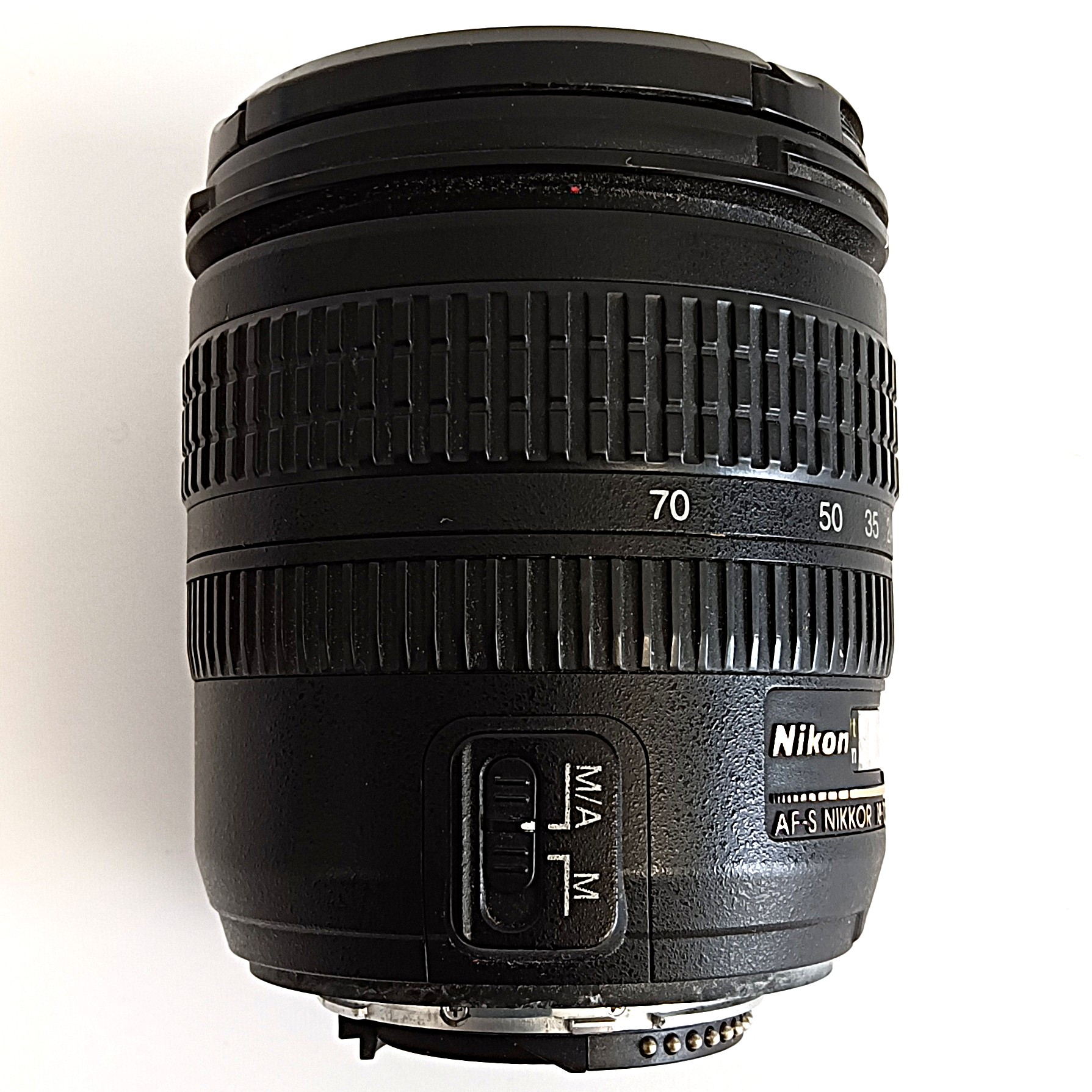 Objectif Nikon AF-S DX Nikkor 18-70mm f/3.5-4.5 G ED Ø67 Bon état - Vue 3 - 