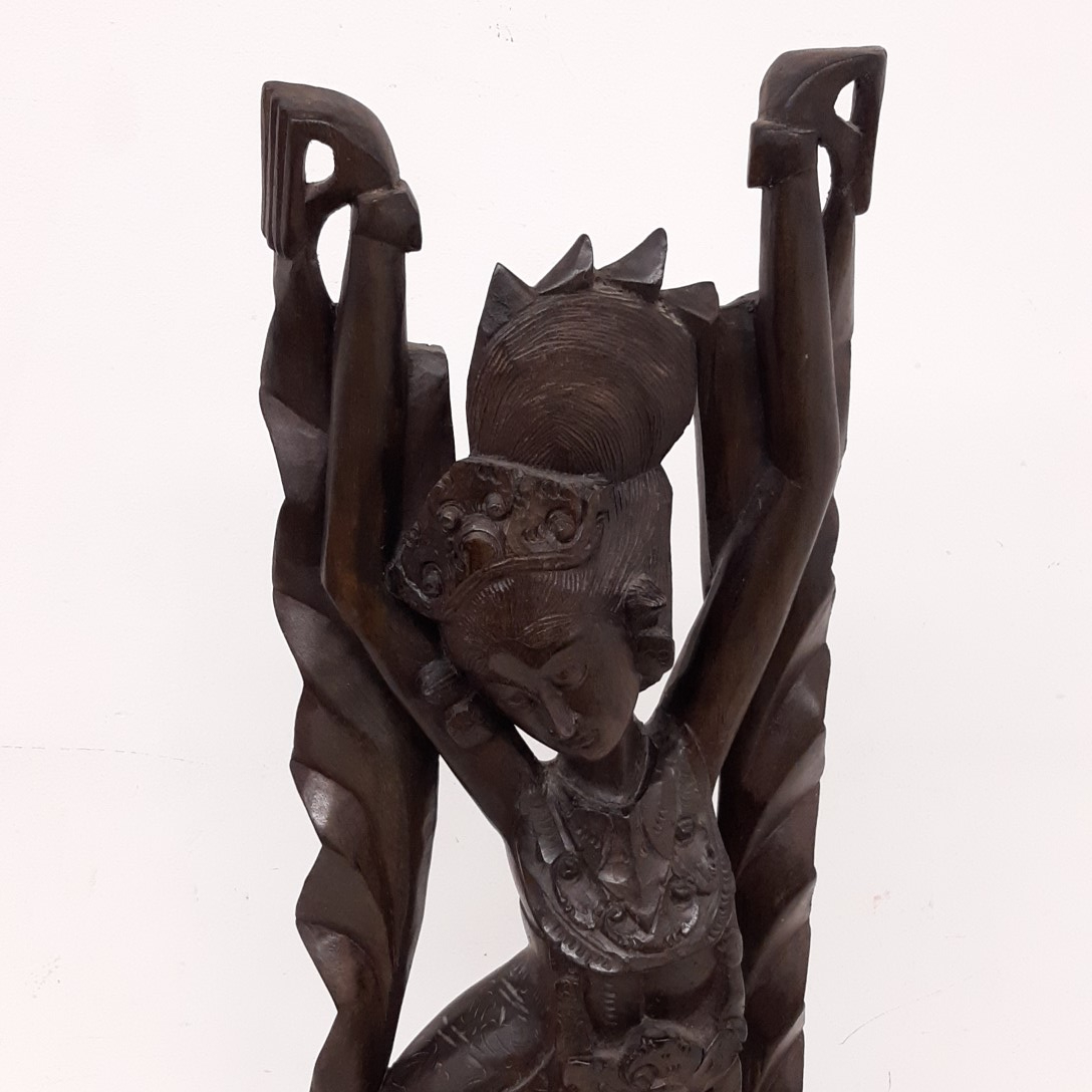 Grande statue en bois danseuse asiatique - Photo 1