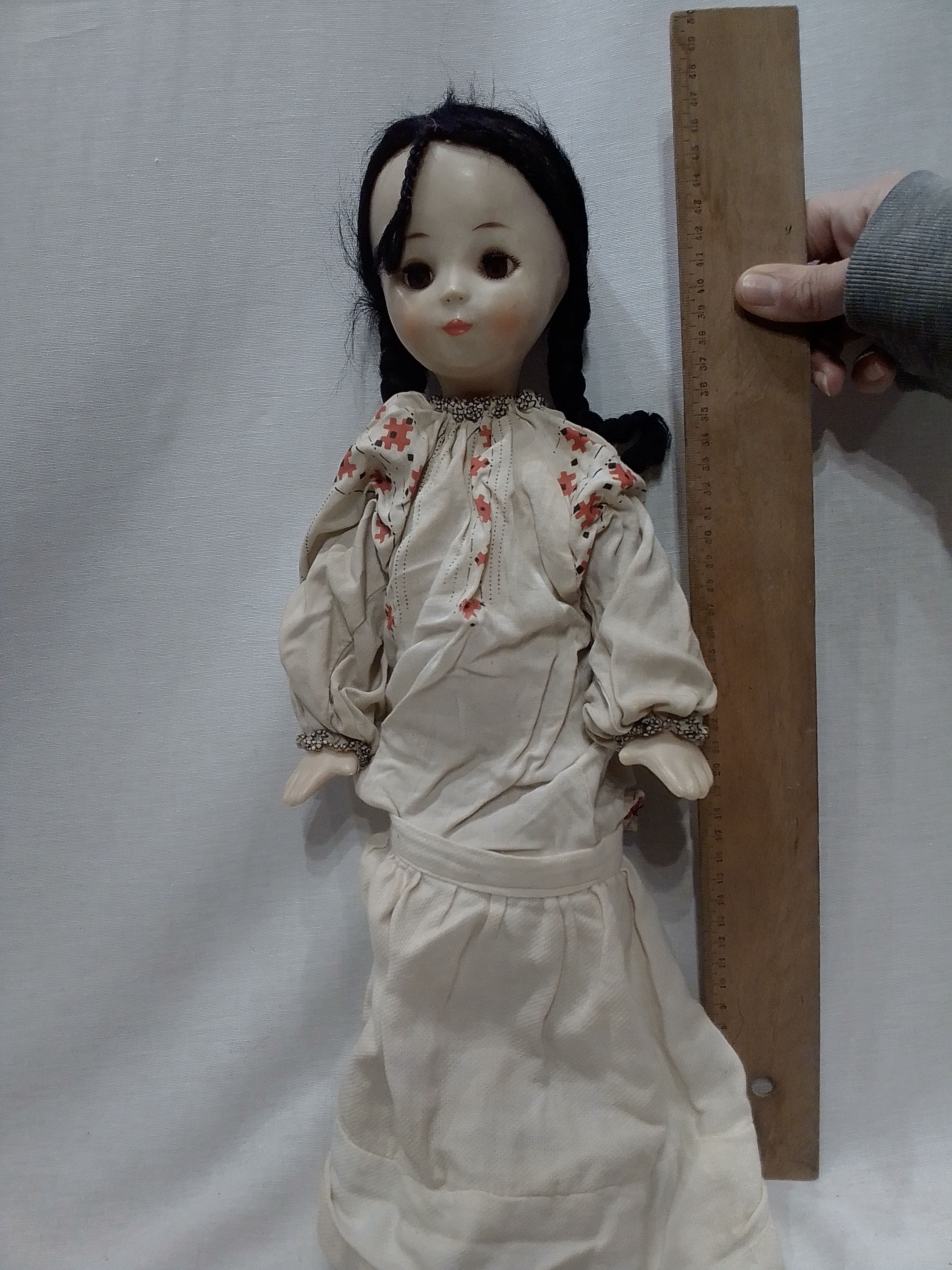 Poupée ancienne articulée en plastique Année 1960 État correct - Vue 3 - 