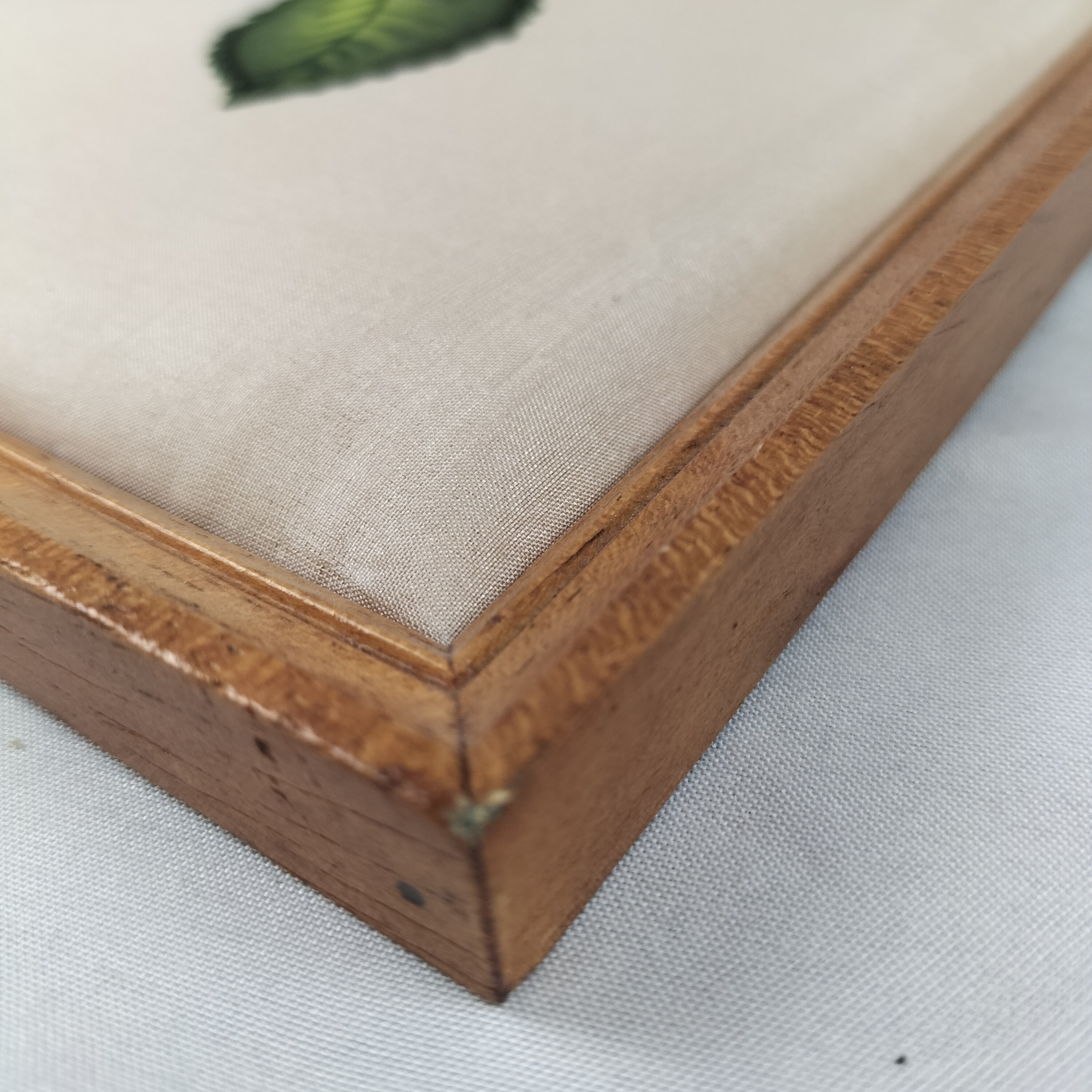 cadre peinture sur soie signée J.Uldaric - État correct - Photo 10