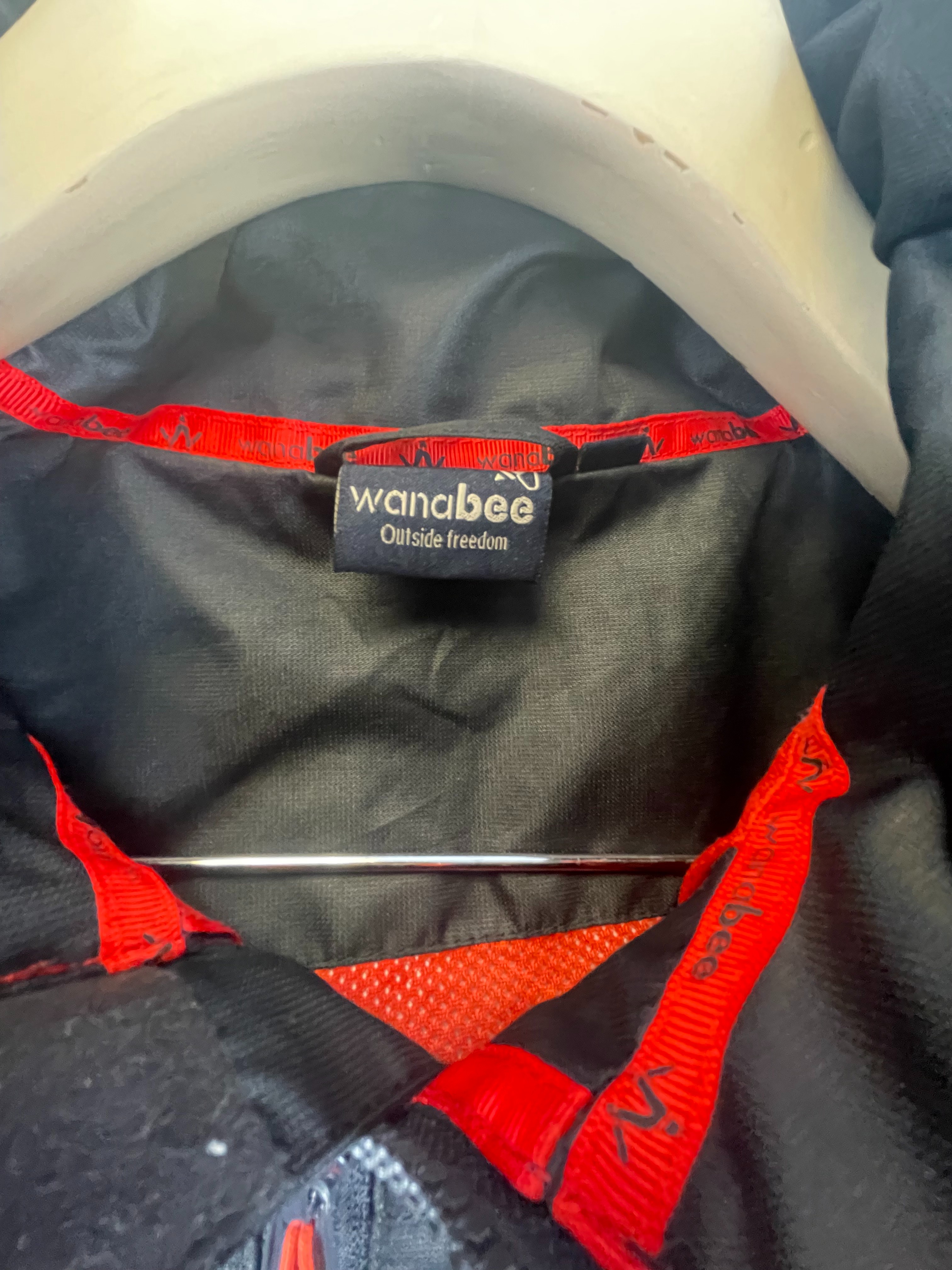 Voir photo 4 de Wanabee - Blouson imperméable noir - Taille 48 Wanabee - Blouson imperméable noir - Taille 48 Très bon état - Vue 4 -