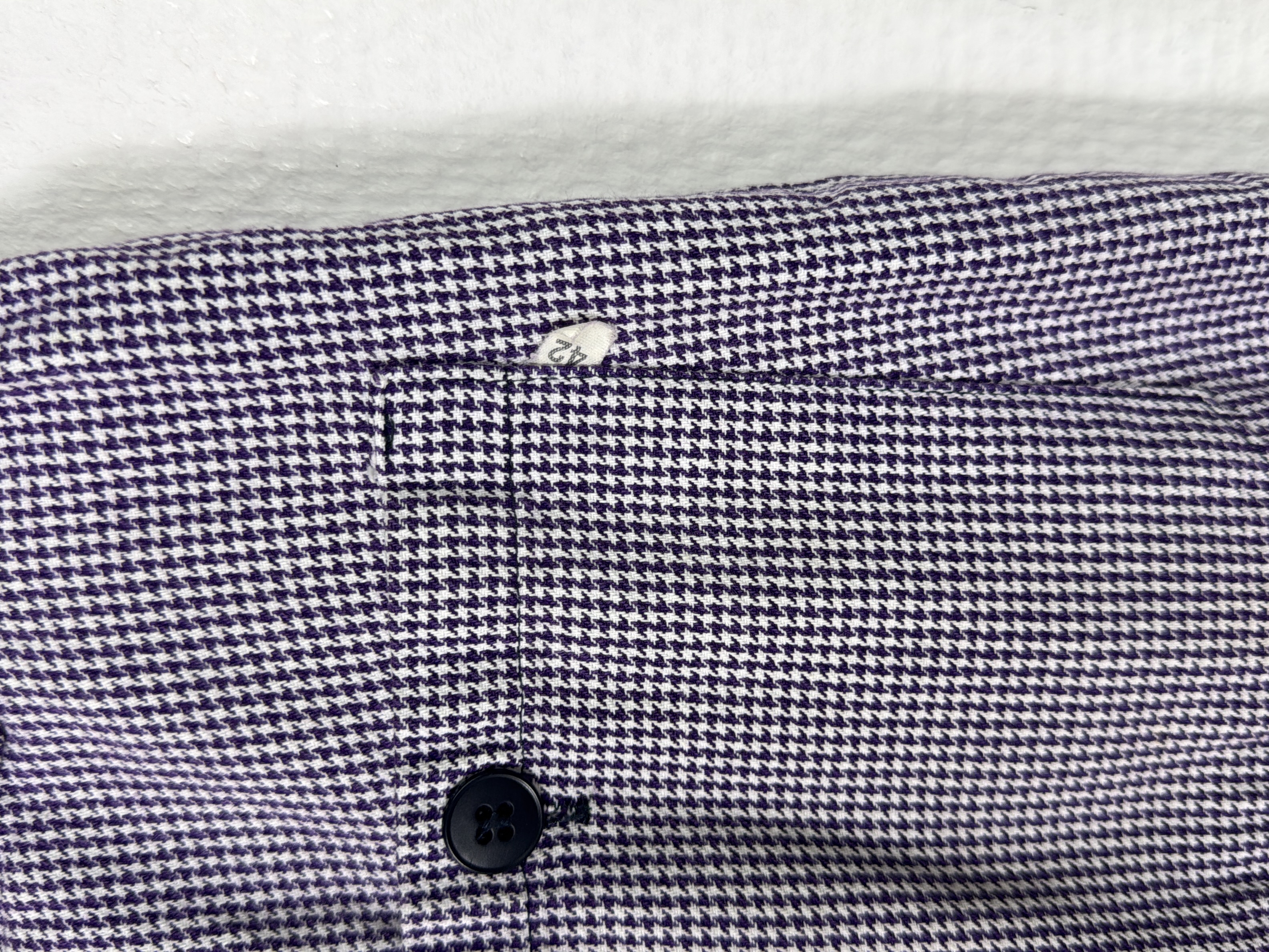 Voir photo 5 de Pantalon Isacco pied-de-poule violet blanc XL 42 Pantalon Isacco pied-de-poule violet blanc XL 42 Très bon état - Vue 5 -