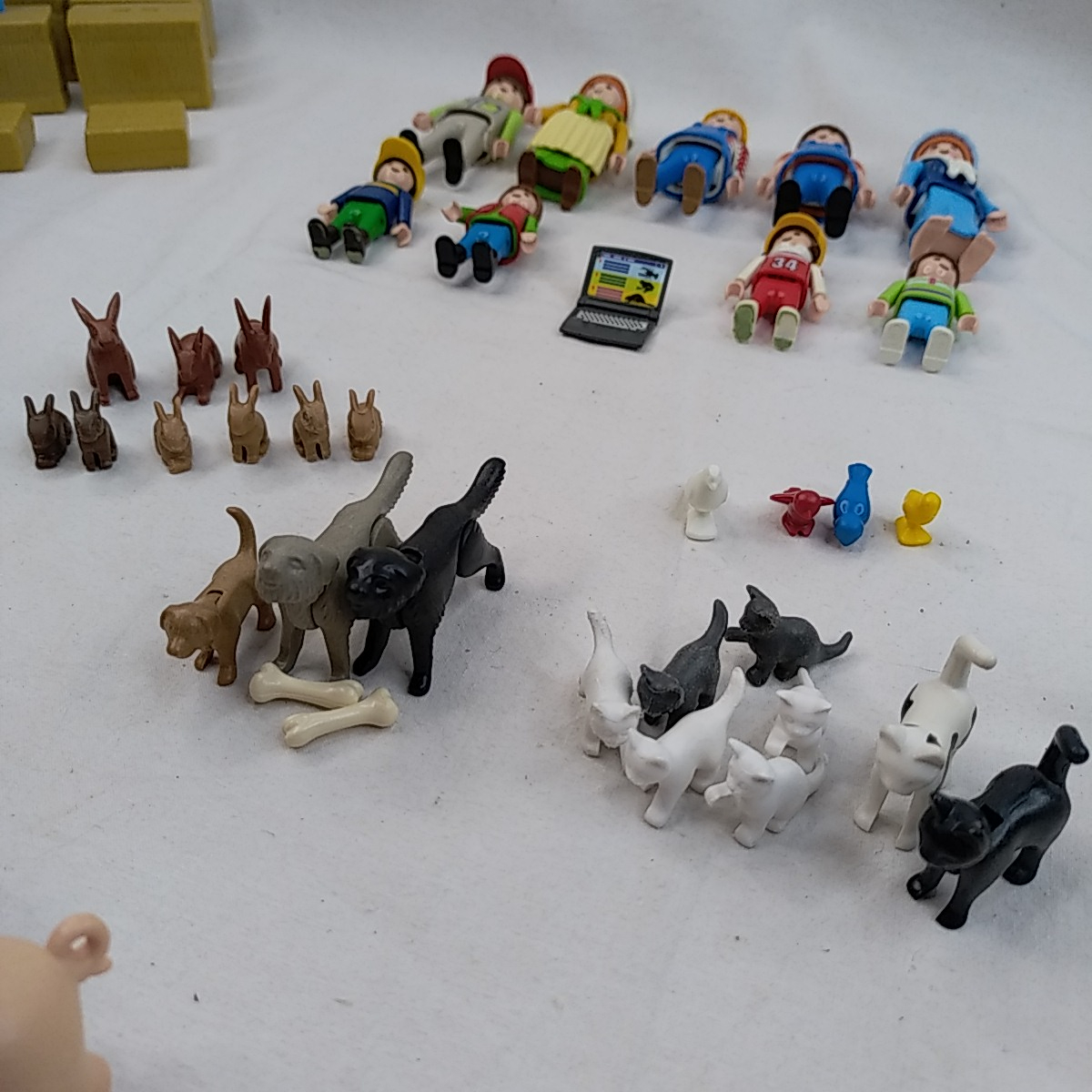 Lot Playmobil 4490 (La ferme) + 4496 (Fermier grand tracteur remorque) Très bon état - Vue 8 - 