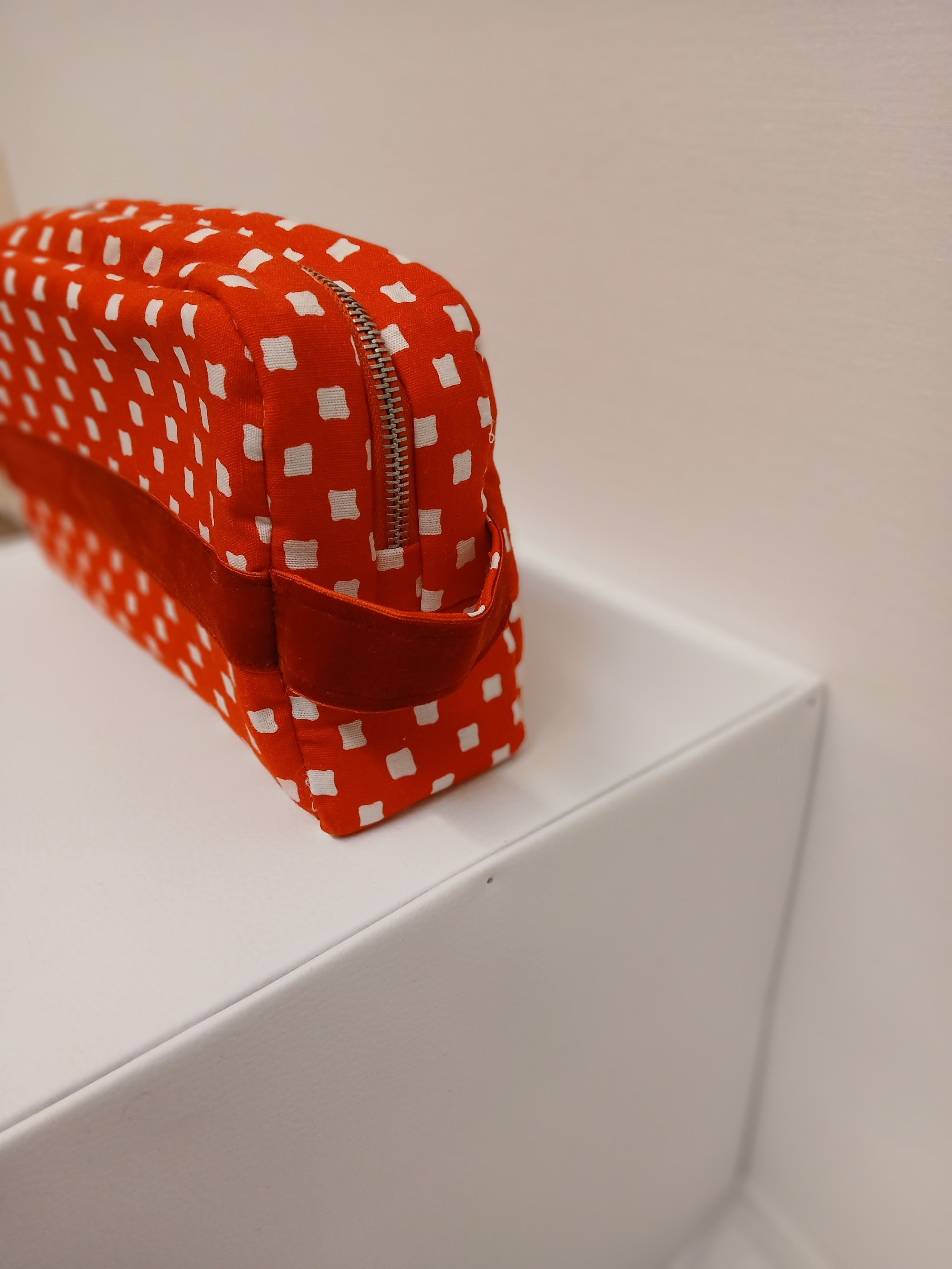 Trousse - 100% matières recyclées- Etoffe meuse Comme neuf - Vue 3 - 
