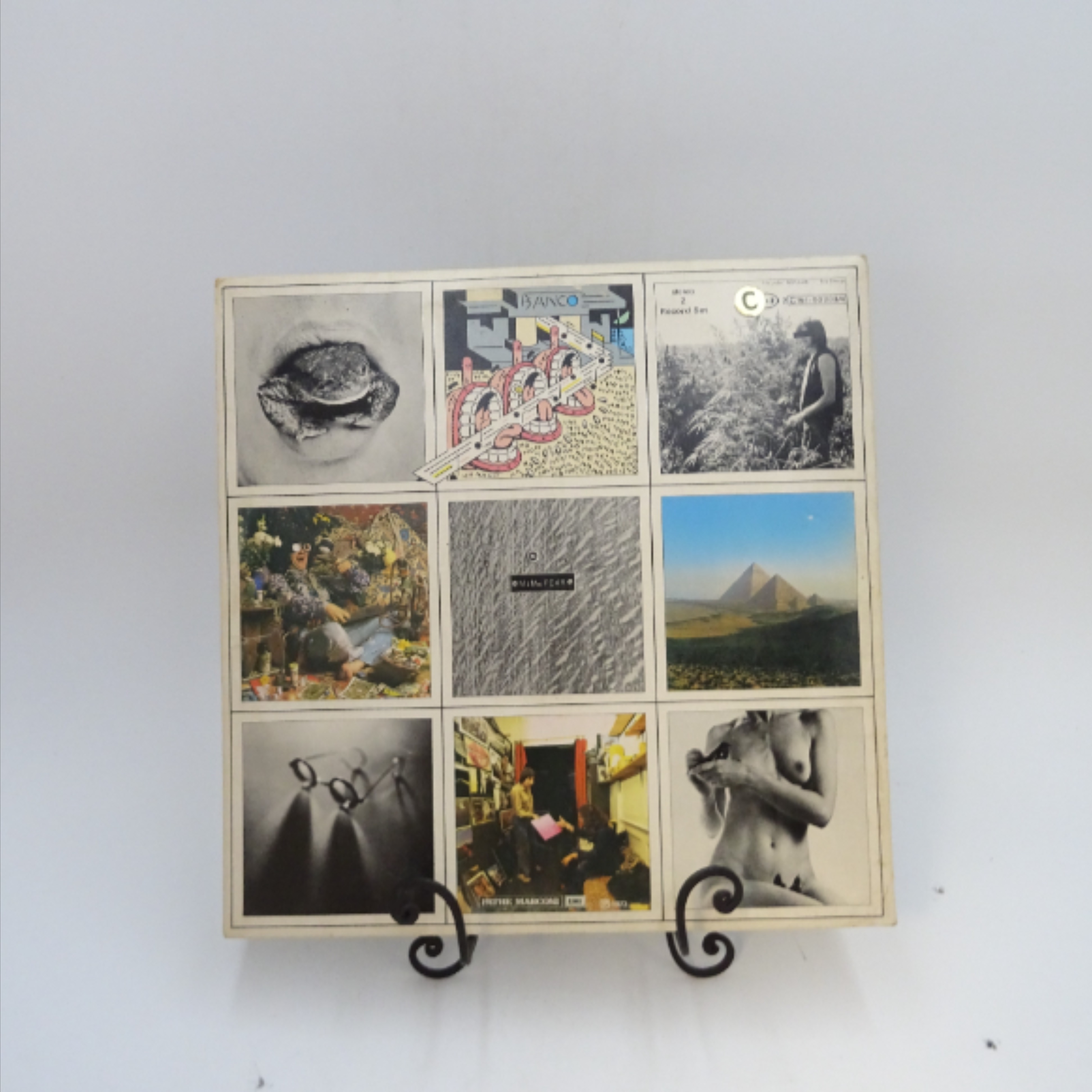 Voir photo 2 de Album vinyle 33T Pink Floyd "The Piper at The Gates of Dawn" Album vinyle 33T Pink Floyd "The Piper at The Gates of Dawn" Bon état - Vue 2 -