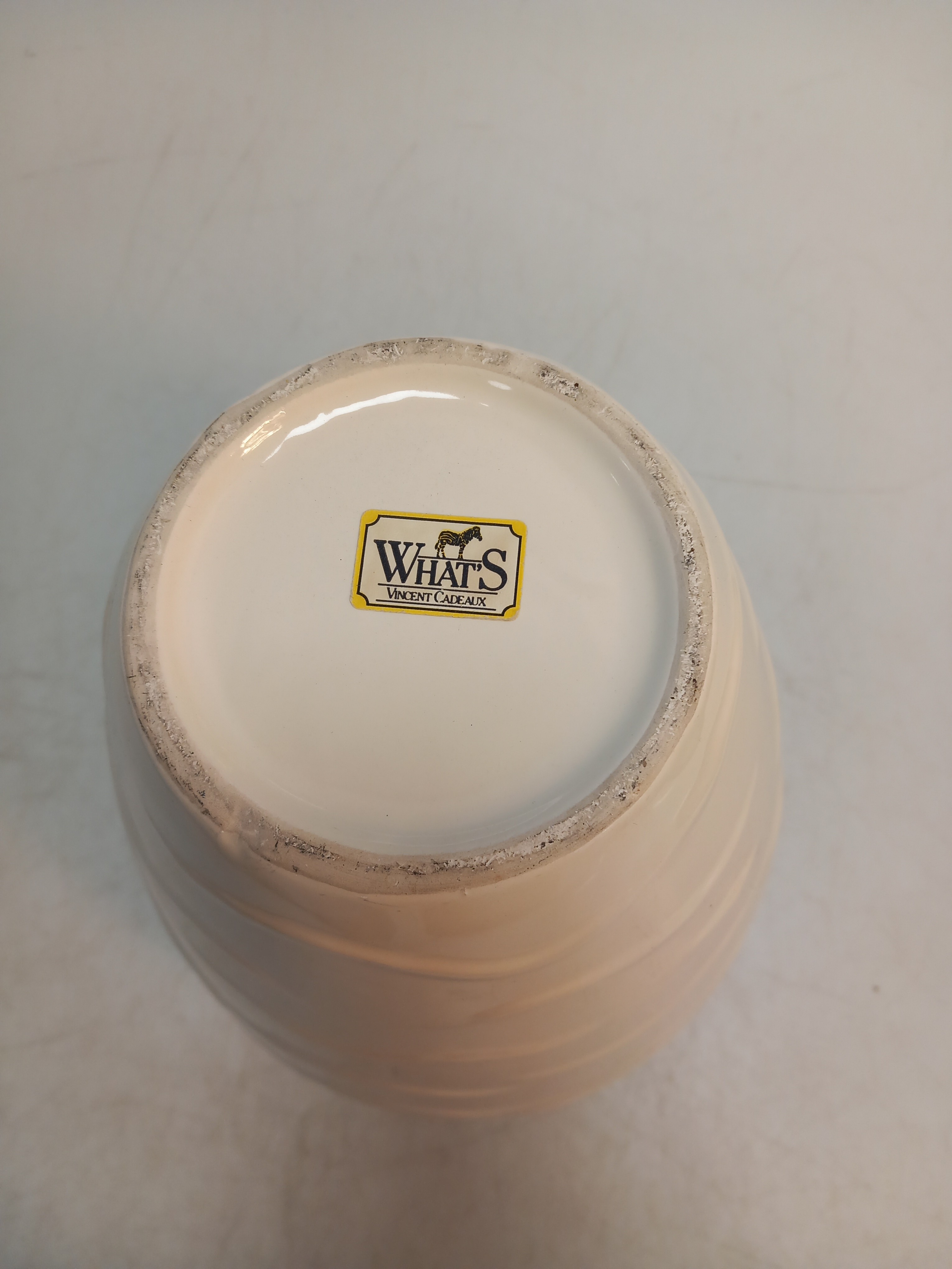 Joli vase blanc décor étoile de mer de la marque 