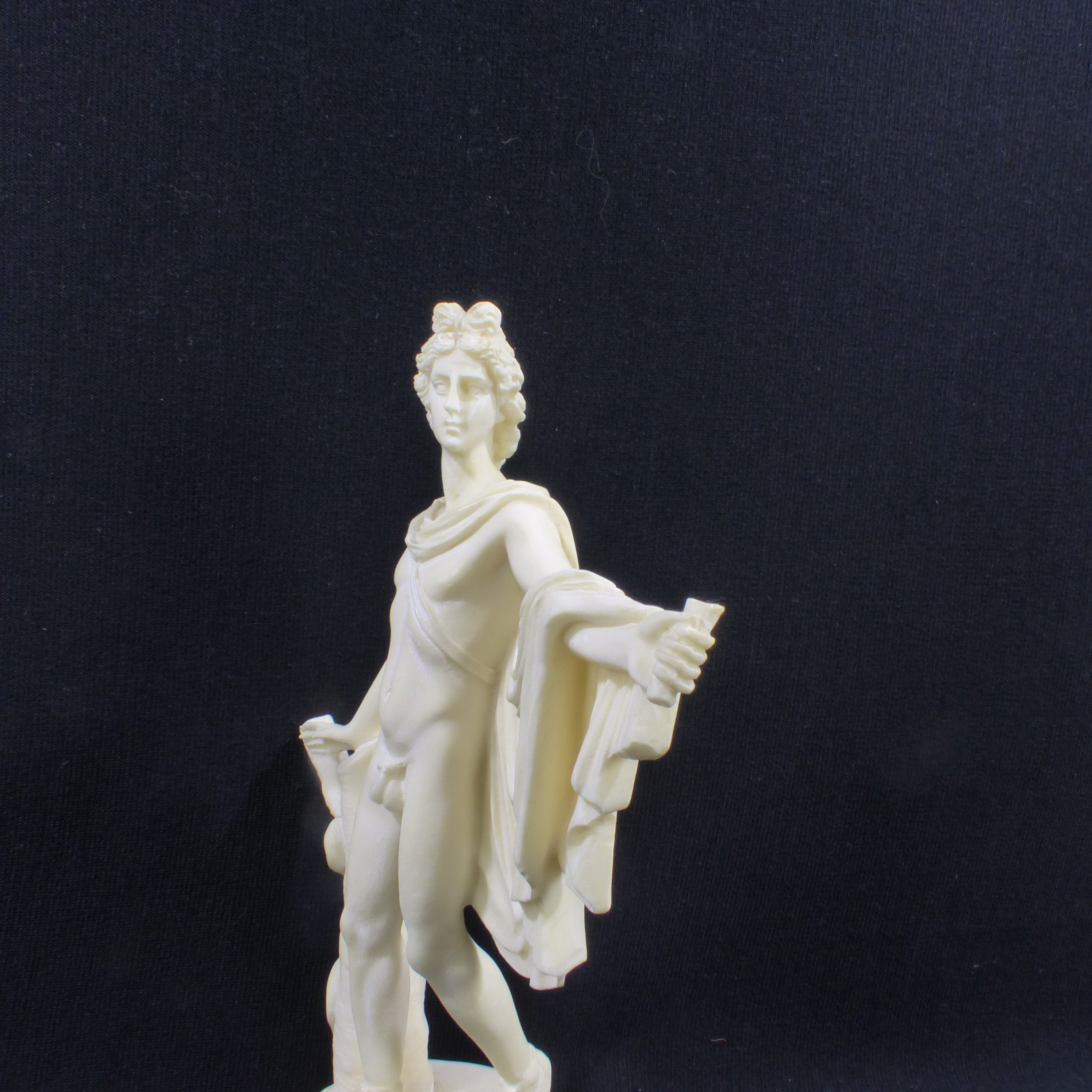 Statuette 