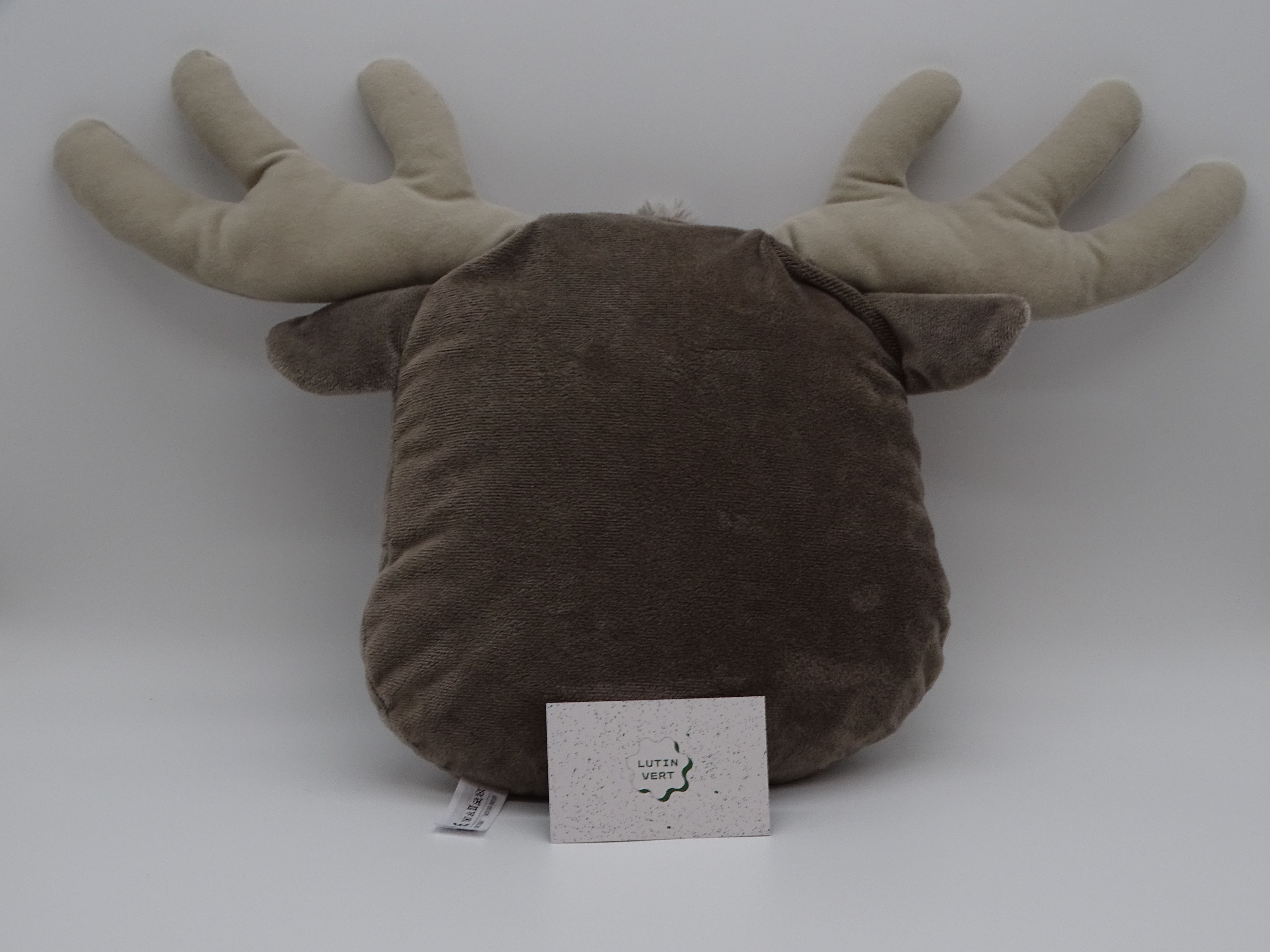 Voir photo 2 de Peluche Sven « Frozen II » d'occasion DISNEY - Dès 3 ans | Réf 13084 Peluche Sven « Frozen II » d'occasion DISNEY - Dès 3 ans | Réf 13084 Très bon état - Vue 2 -