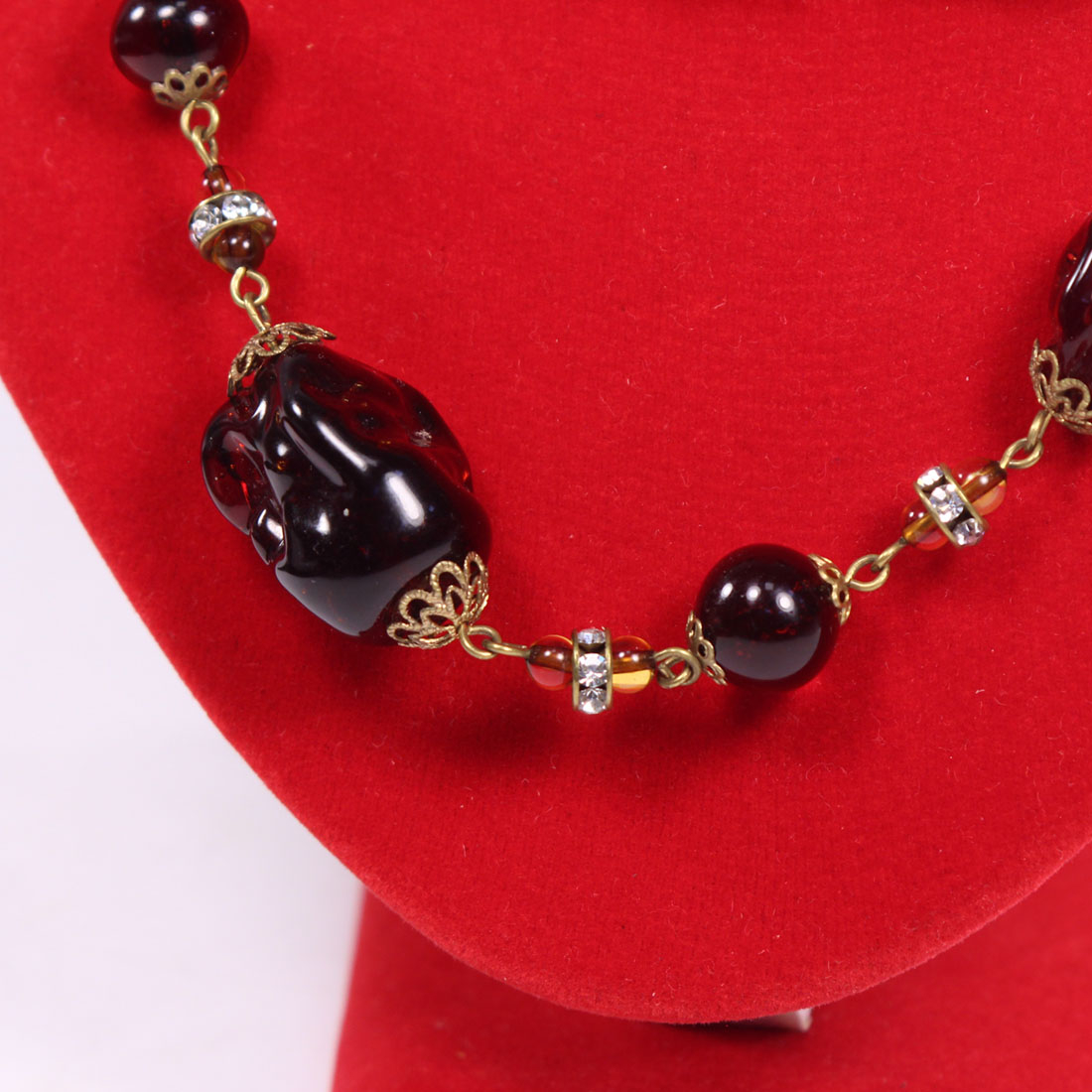 Collier en perles de verre imitation ambre Bon état - Vue 3 - 