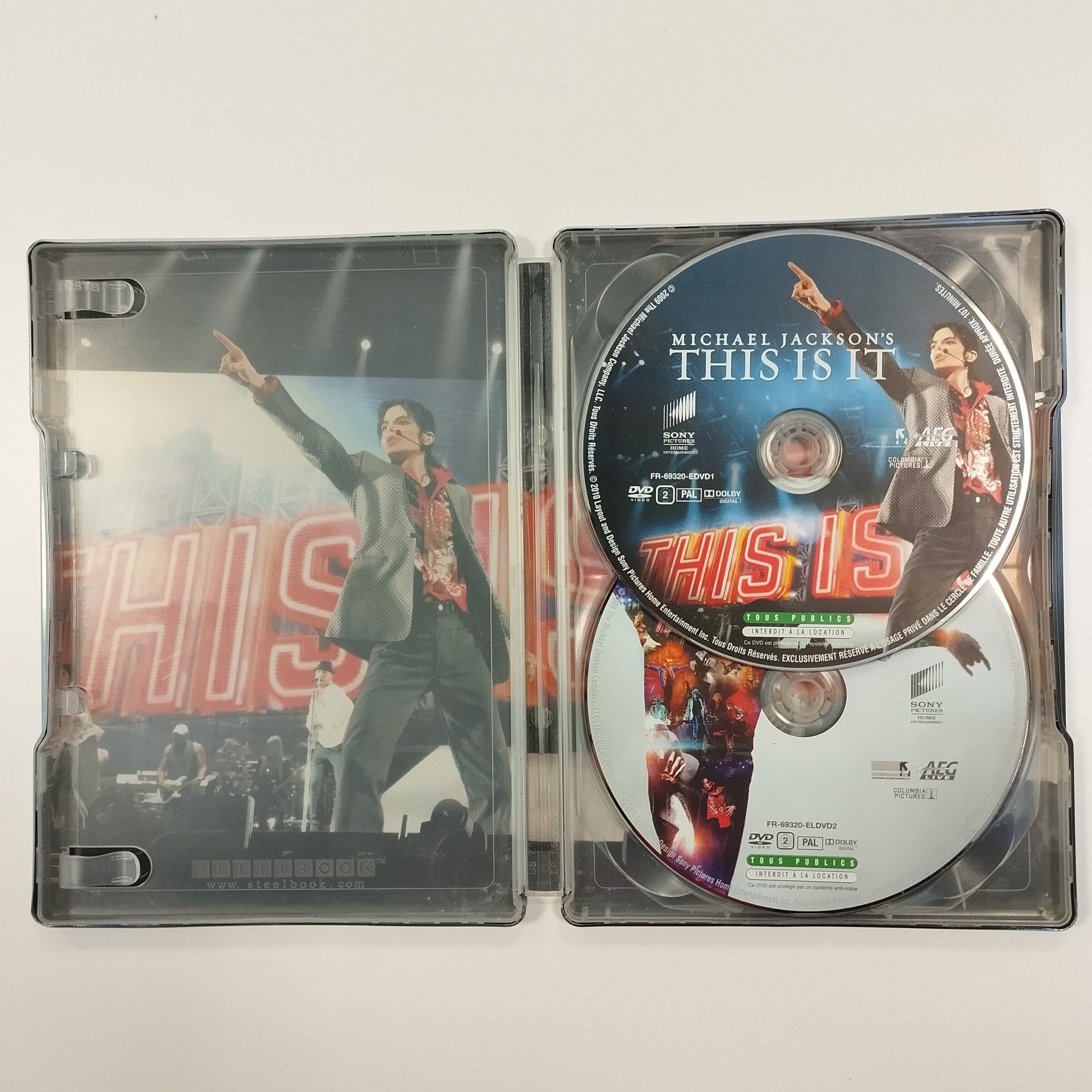 Coffret DVD : Michael Jackson's This Is It - édition Steelbook Collector Comme neuf - Vue 3 - 
