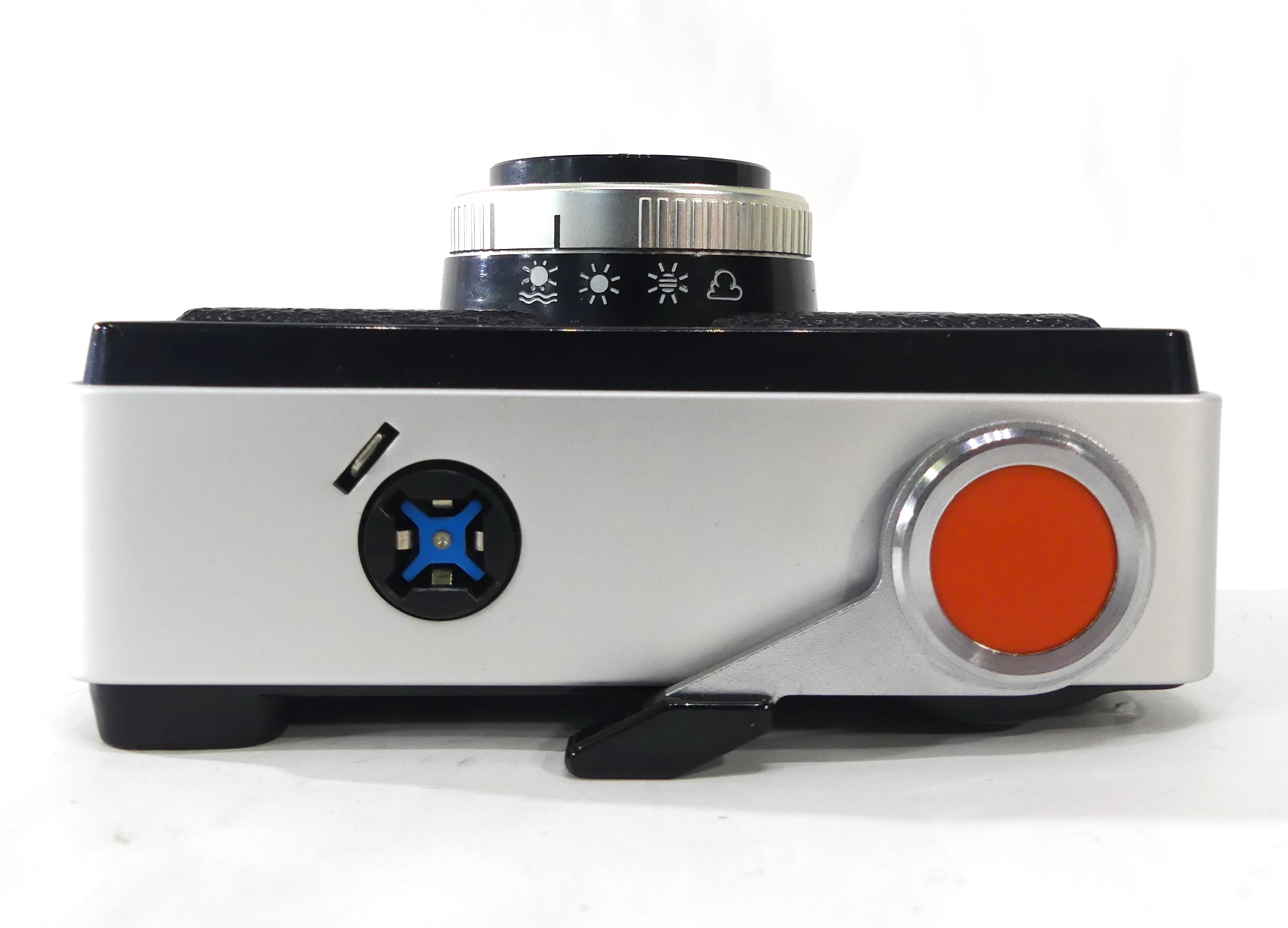 Appareil photo argentique Agfa Agfamatic 200 à capteur 126 - Très bon état - Photo 9