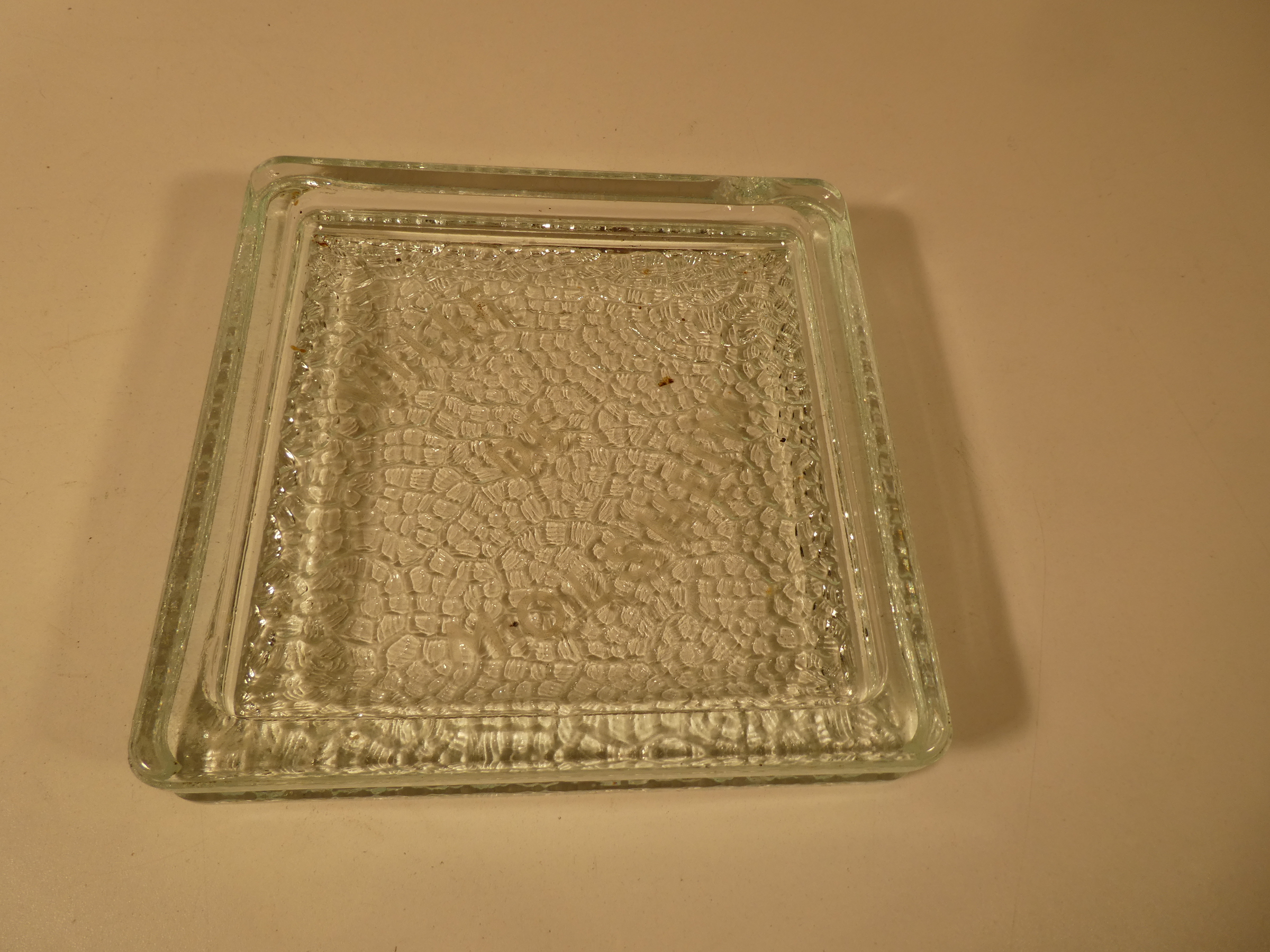 Vide poche en verre imprimé ville de Molsheim  État correct -  reconditionné disponible sur Label Emmaüs