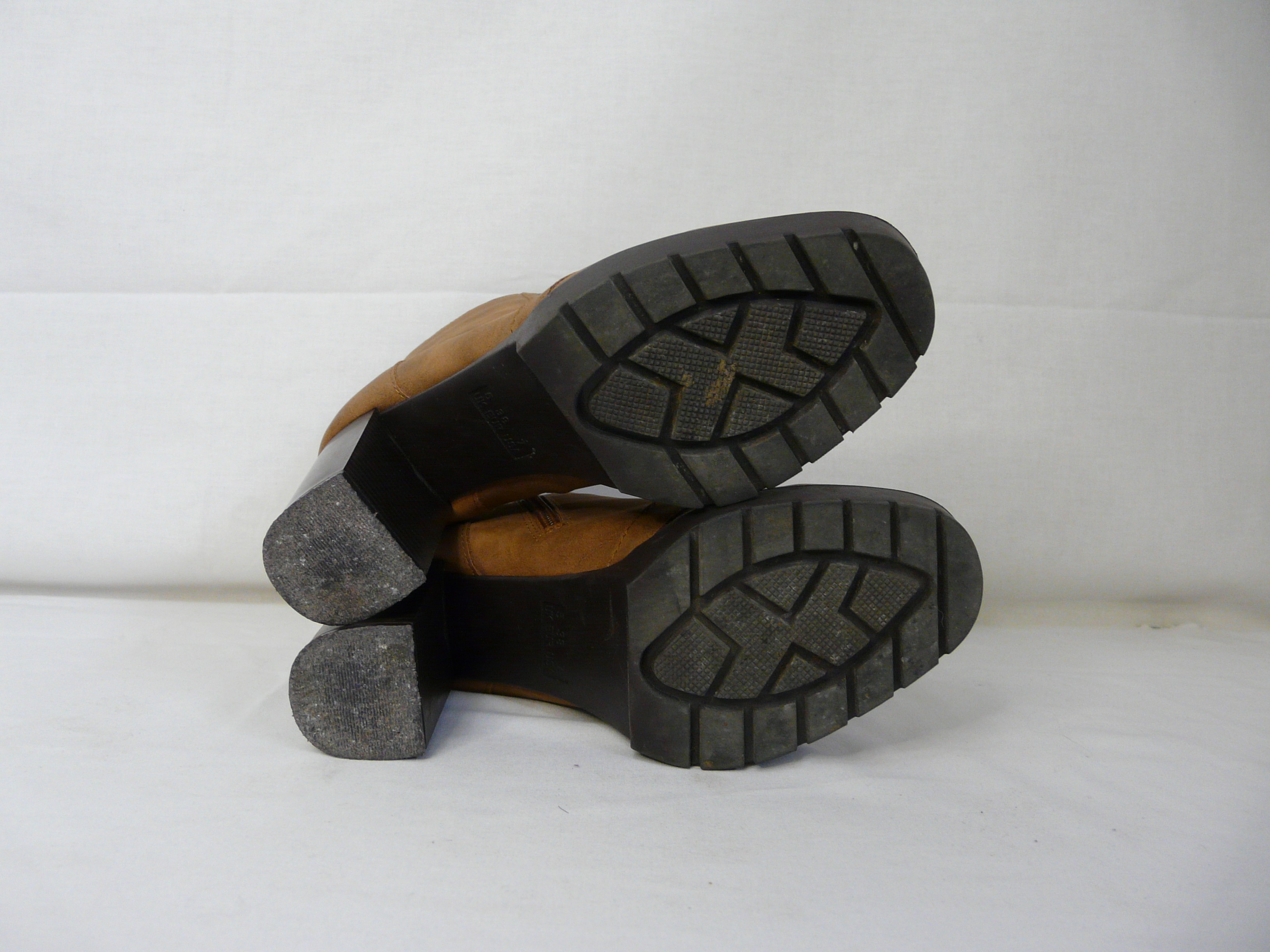 C146 - Bottines à talons - Primark - Pointure 38 - Photo 5