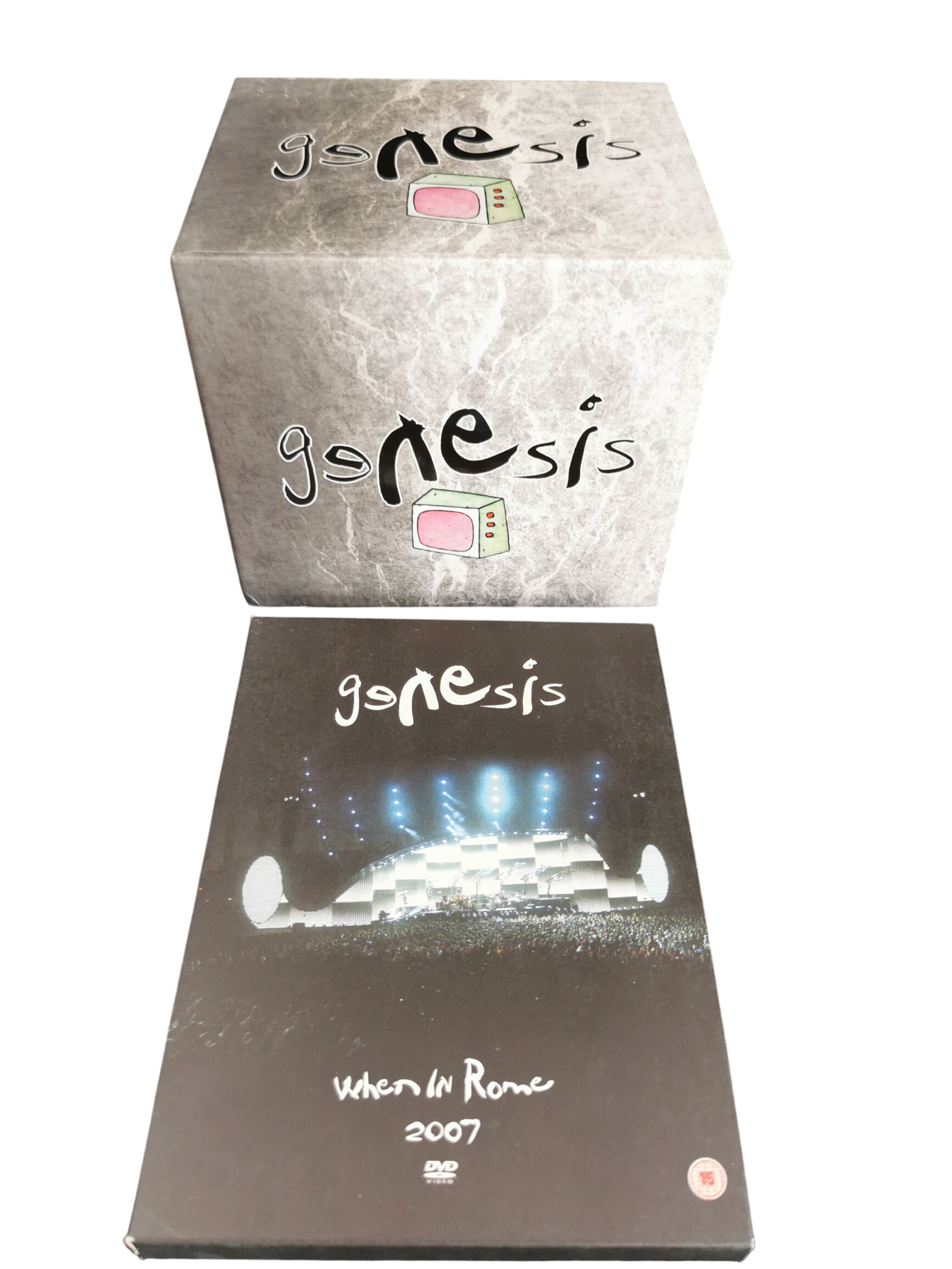 Acheter Coffret Collector GENESIS The Movie Box 1981-2007 + DVD When In Rome # Très bon état - 150,00 € Coffret Collector GENESIS The Movie Box 1981-2007 + DVD When In Rome # Très bon état - reconditionné disponible sur Label Emmaüs