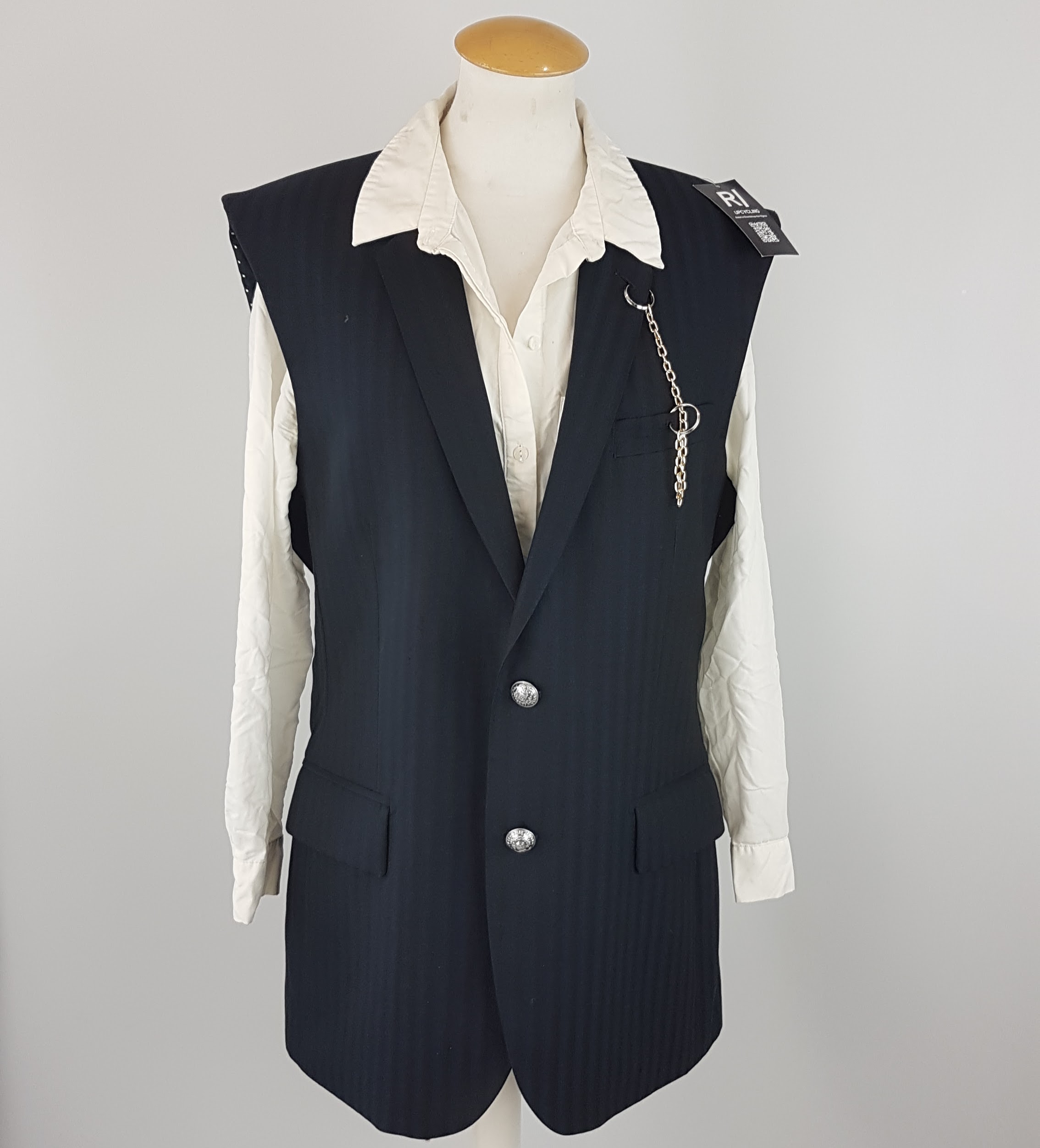 Veste sans manche upcycling No Season