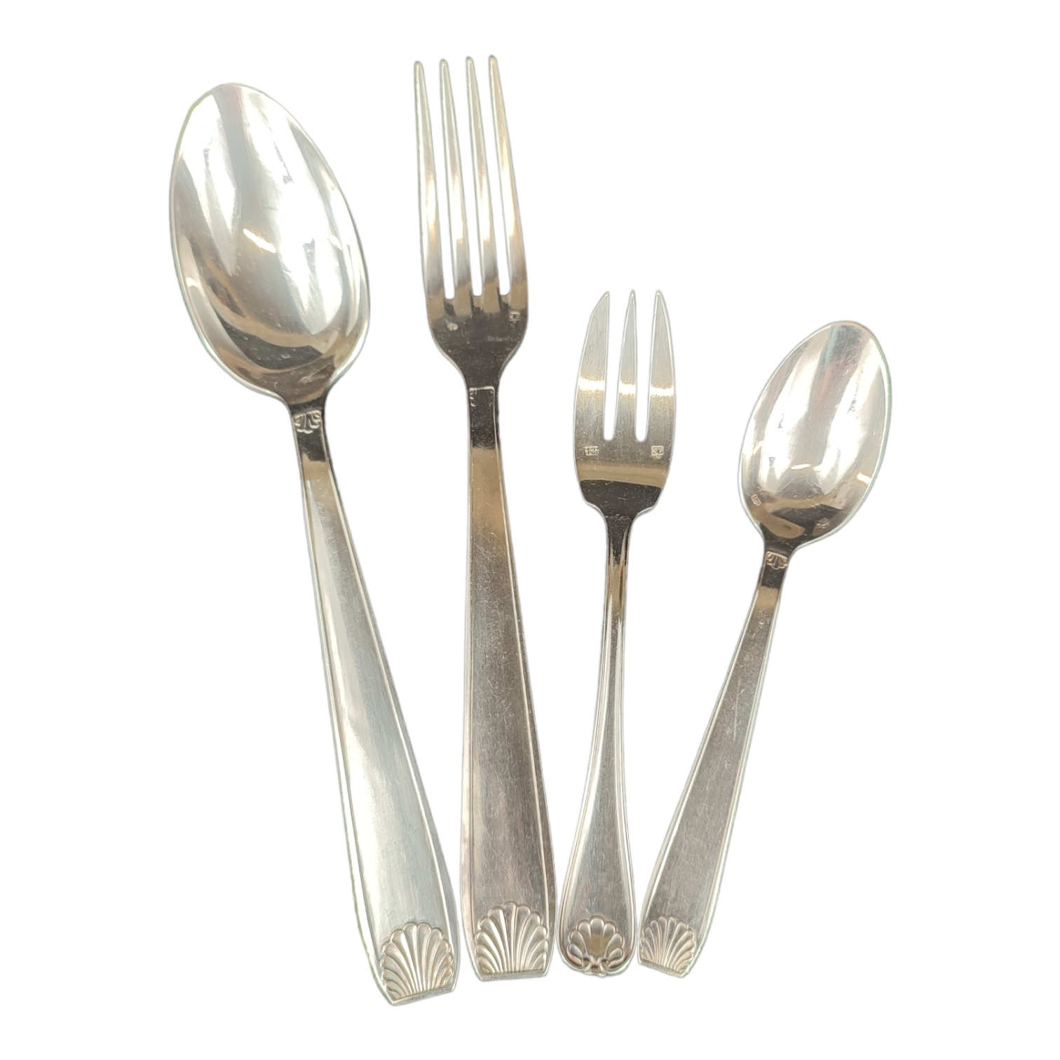 Ménagère plaqué argent 48 pièces - poinçon orfèvre PEMAJ - décor coquilles - Bon état - Photo 2