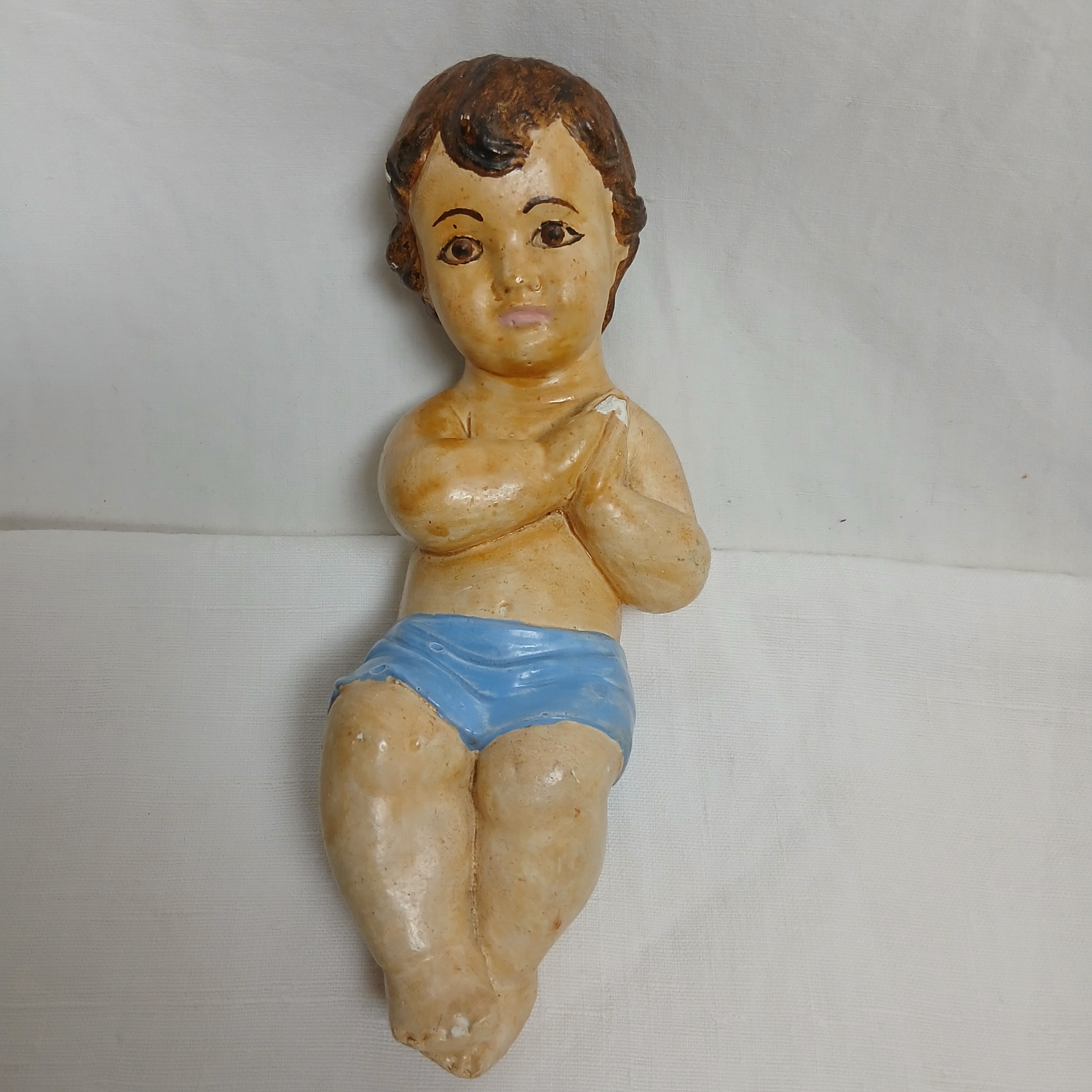 Enfant Jésus en plâtre, peint à l'huile Bon état - Vue 3 - 