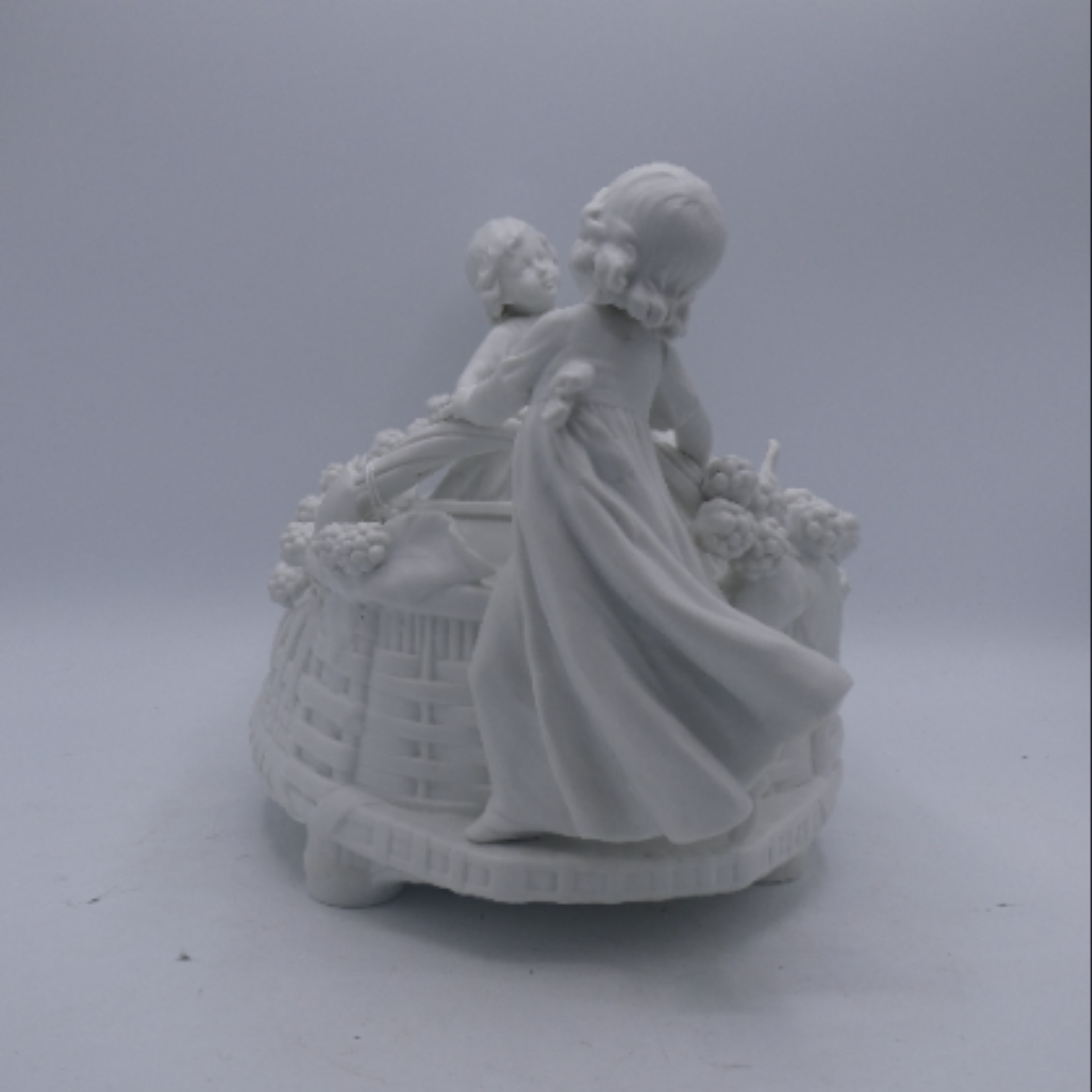 Jardinière vintage en biscuit blanc - 2 fillettes - Photo 4